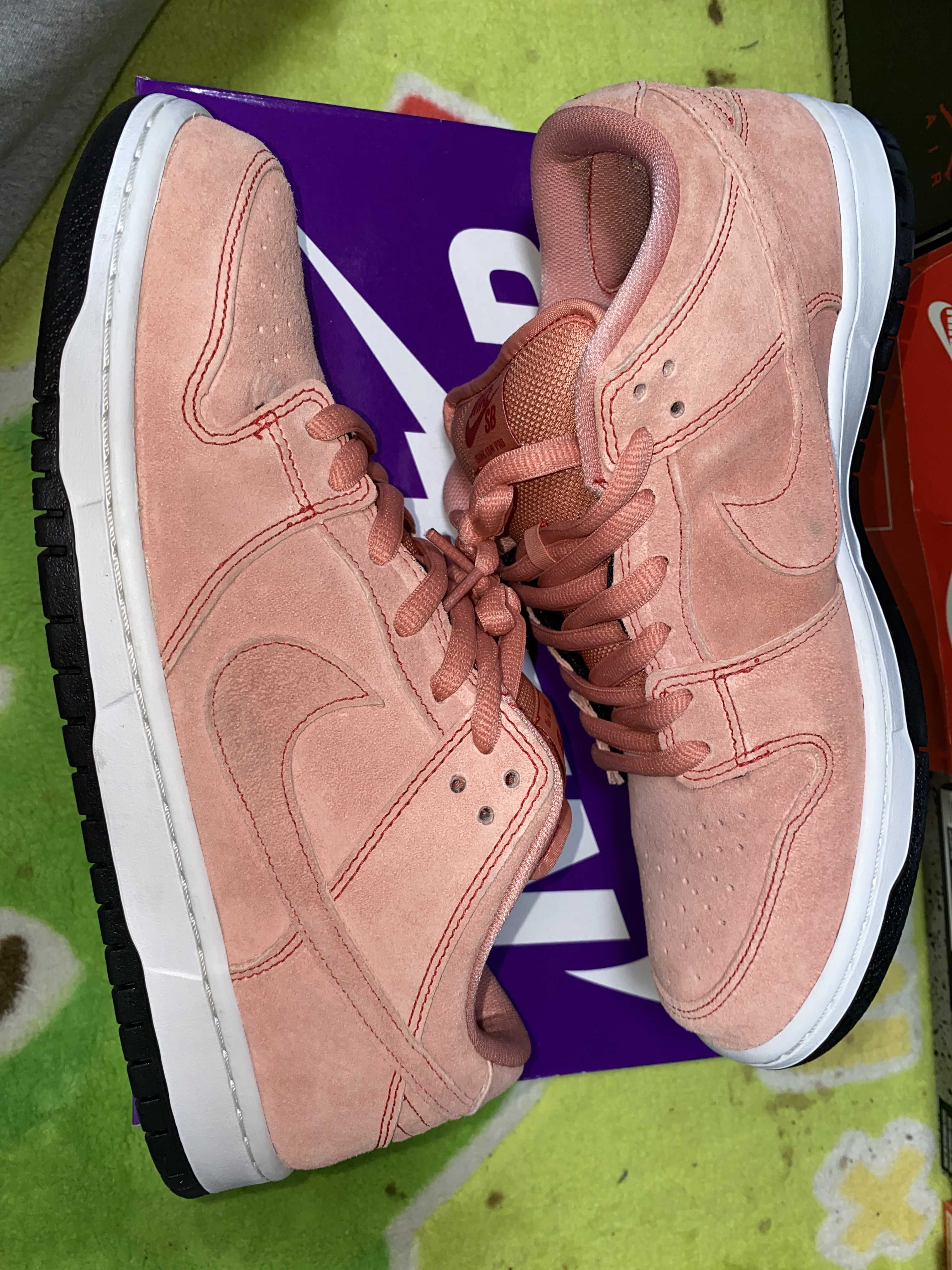Nike SB Dunk Low "Pink Pig"
