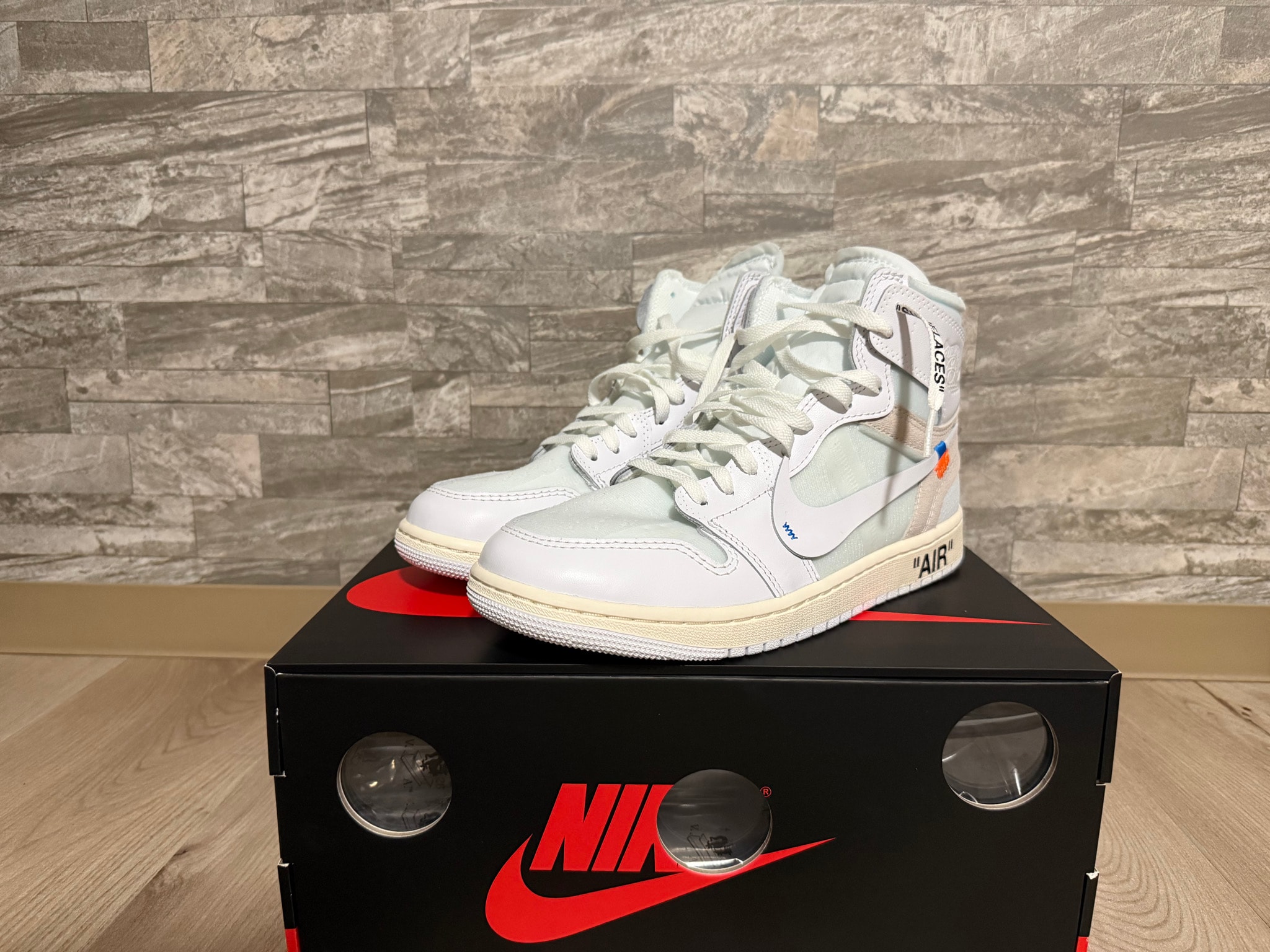 Virgil Abloh Archive (V.A.A.) × Nike Air Jordan 1 Retro High OG "Alaska"