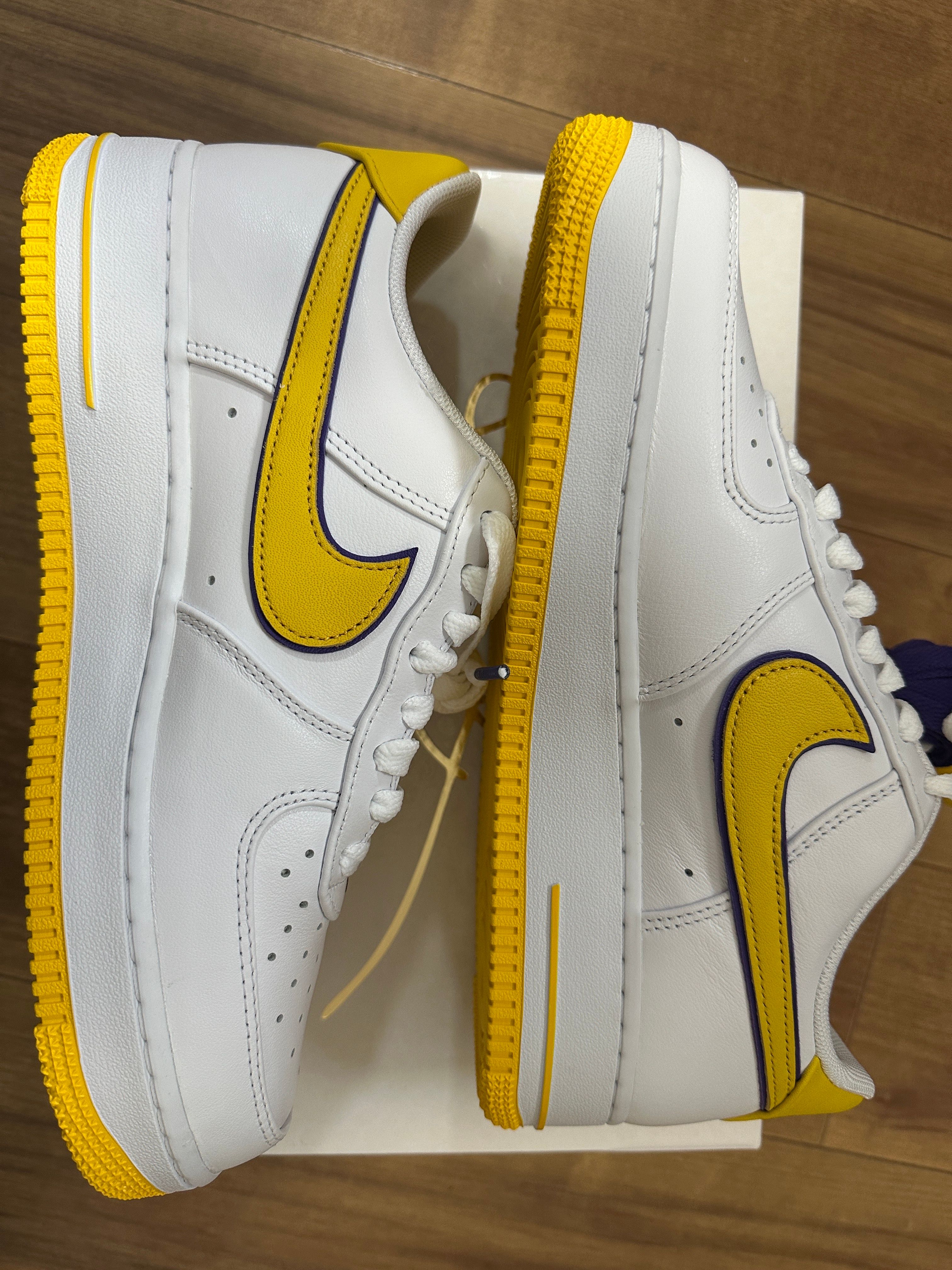 Kobe Bryant × Nike Air Force 1 Low Retro QS "Varsity Maize and Varsity Purple"