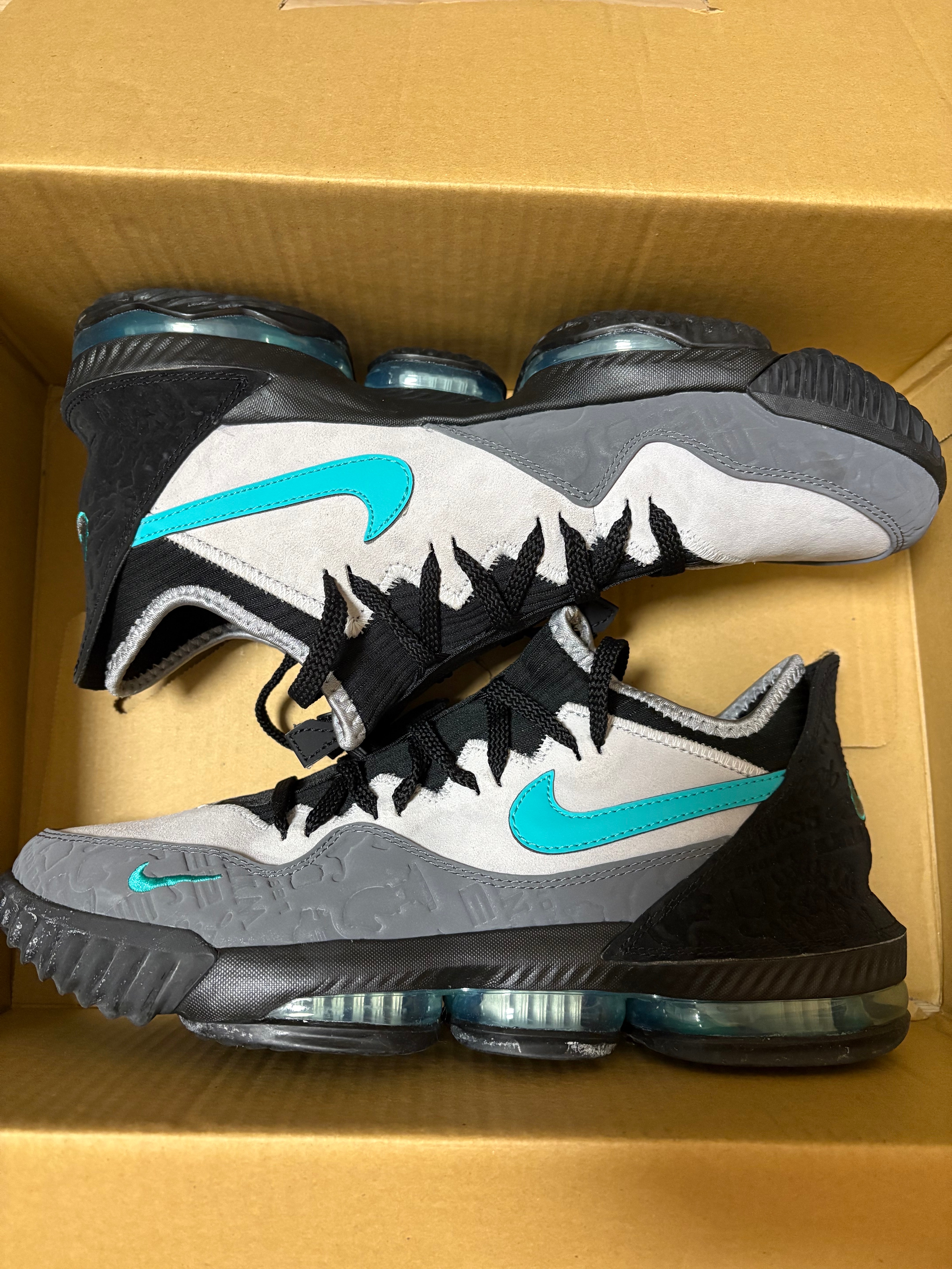 atmos × Nike LeBron 16 "Clear Jade"