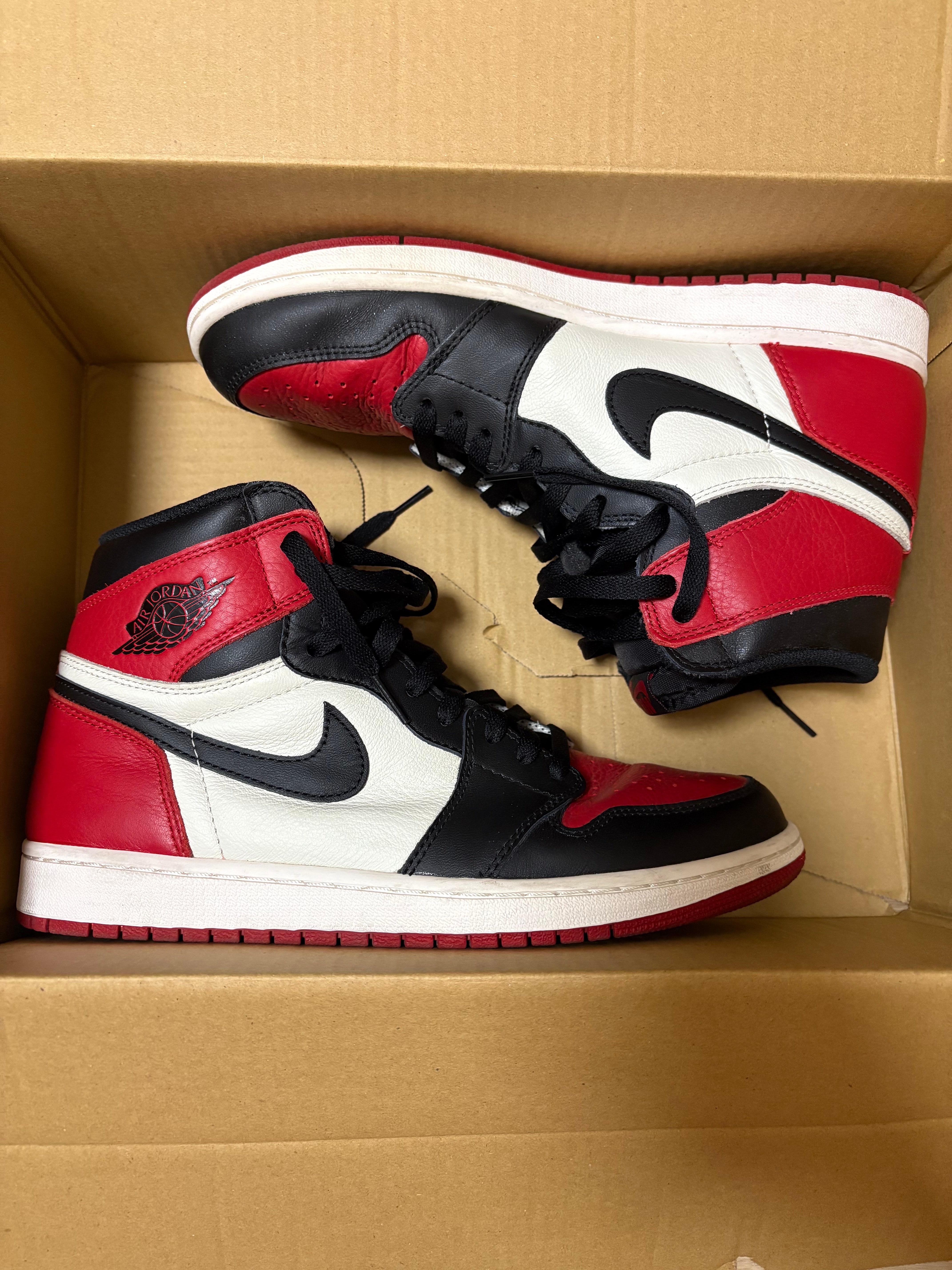 Nike Air Jordan 1 Retro High OG "Bred Toe"