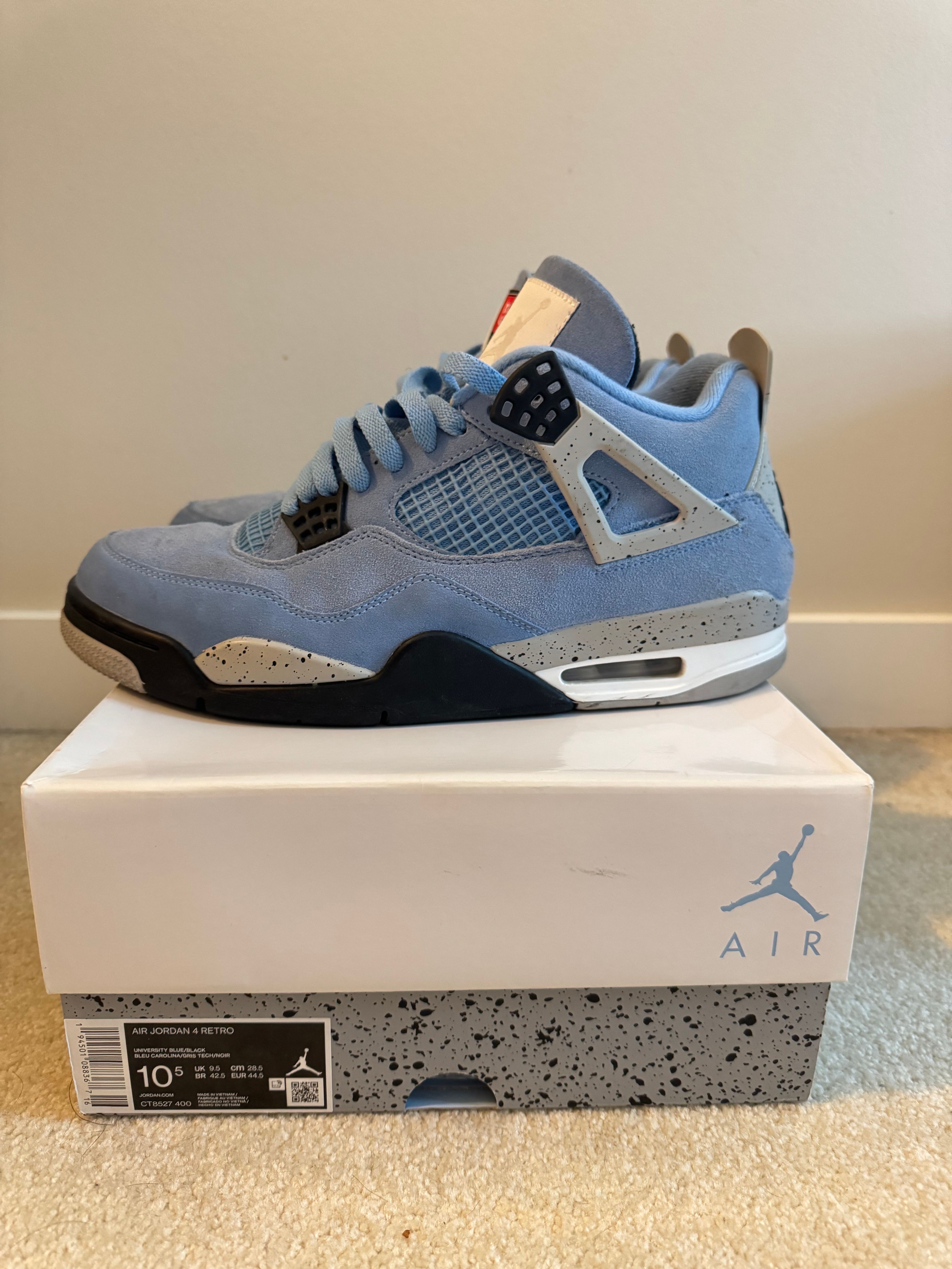 Nike Air Jordan 4 "University Blue"