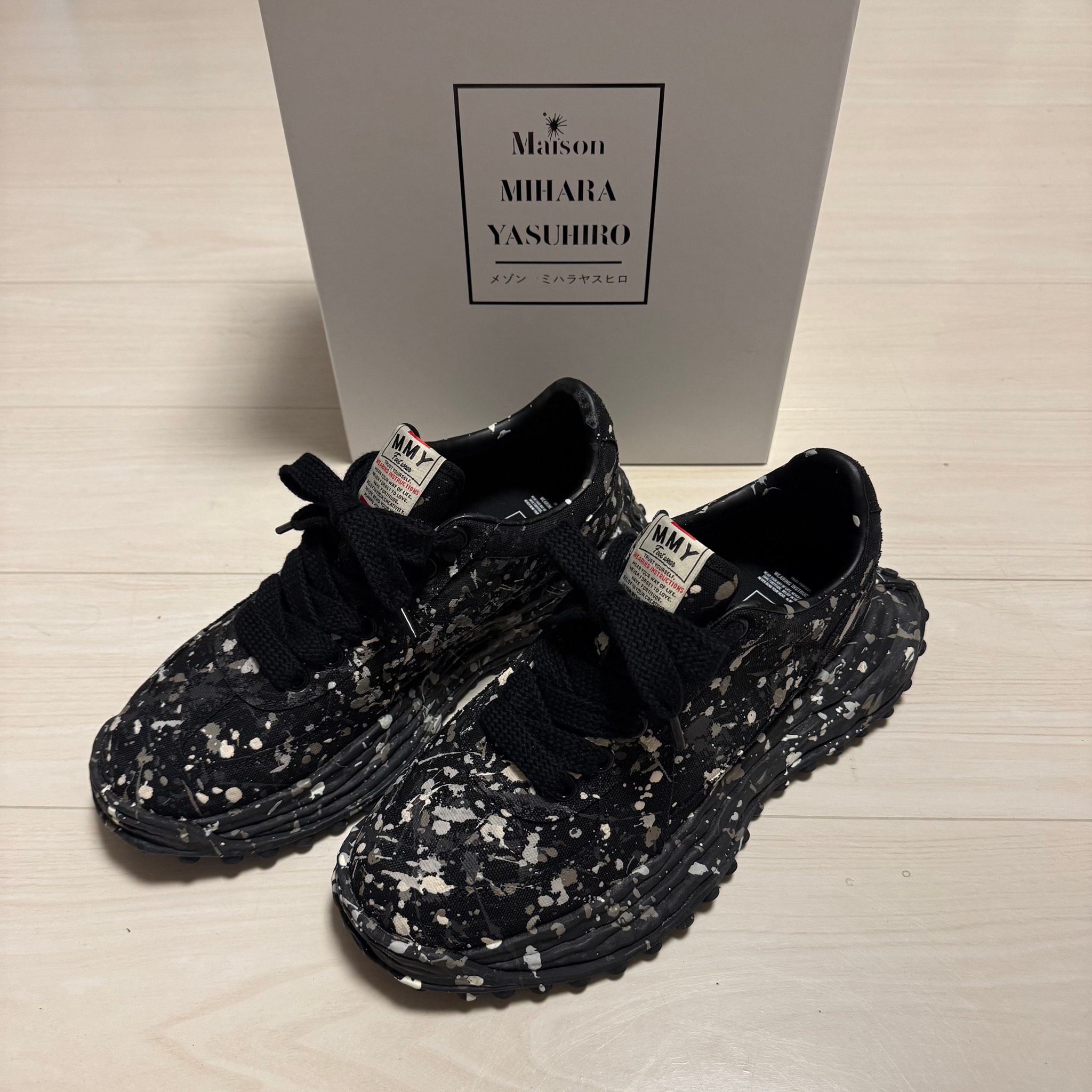 Maison MIHARA YASUHIRO LARRY OG Sole Sputtering Paint Canvas Low-top Sneakers "Black/Black"