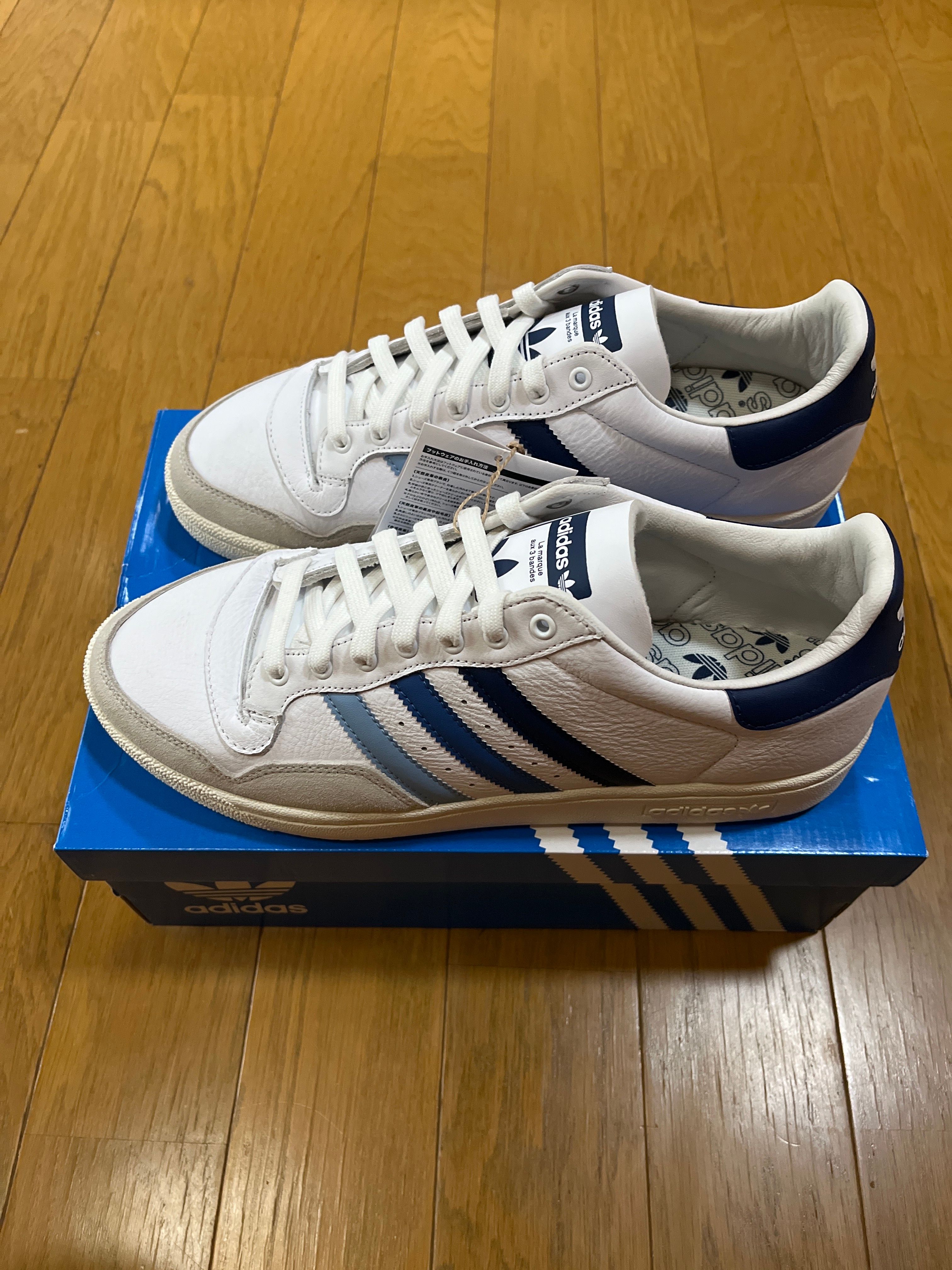 Sneakersnstuff (SNS) × adidas HRLM "White/Blue"