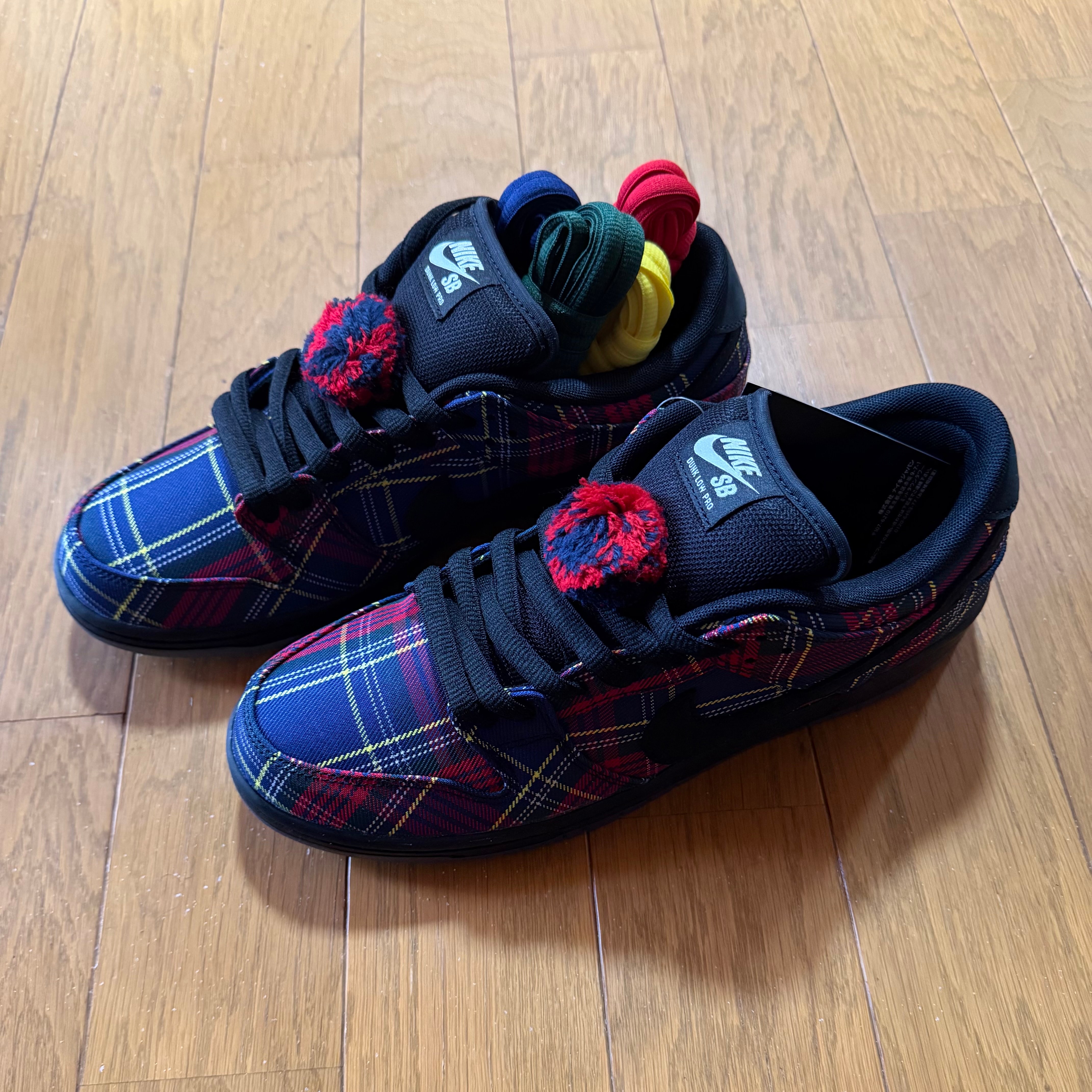 Nardwuar × Nike SB Dunk Low Pro QS "Tartan"