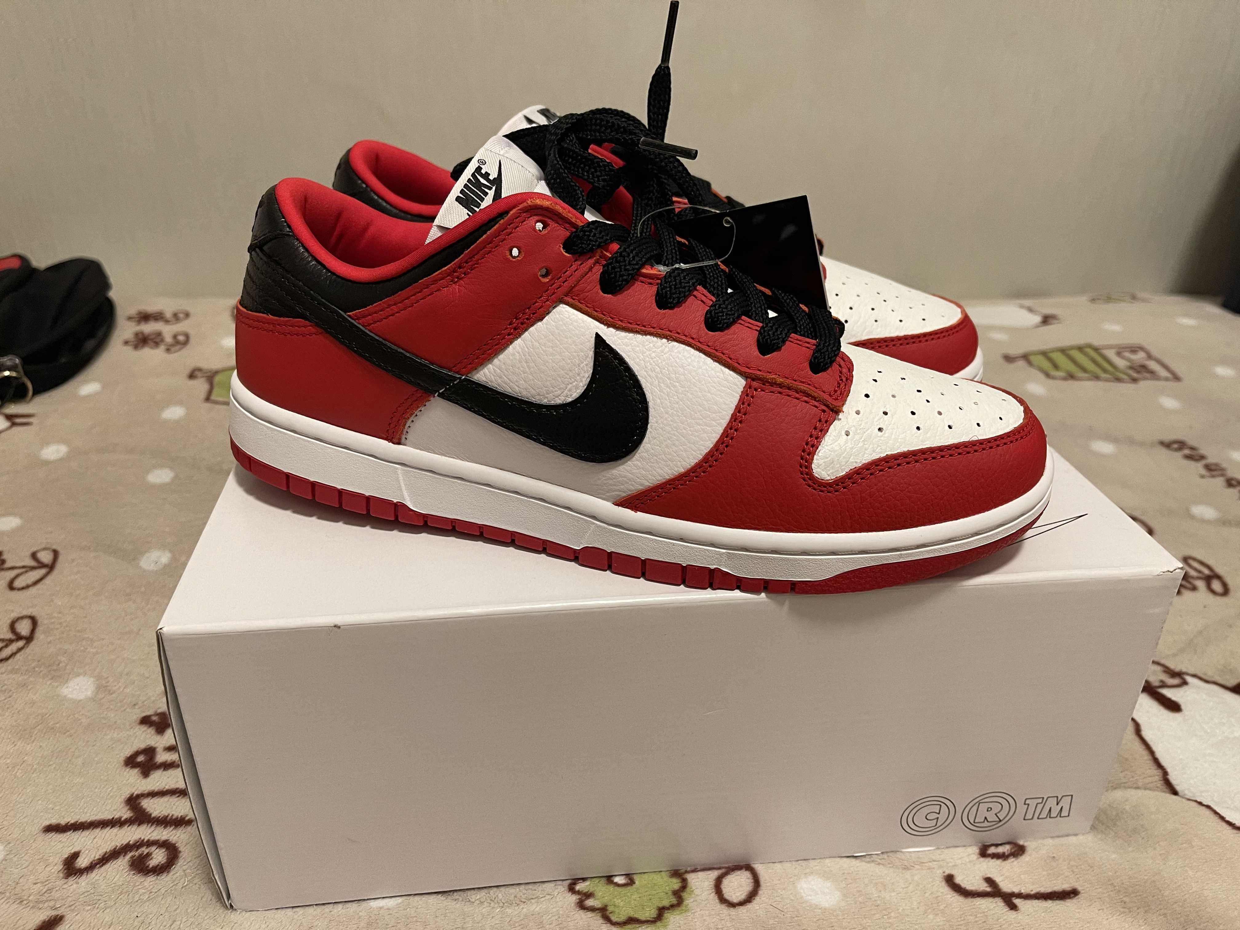 Nike SB Dunk Low Pro "J-Pack Chicago/Varsity Red and White"