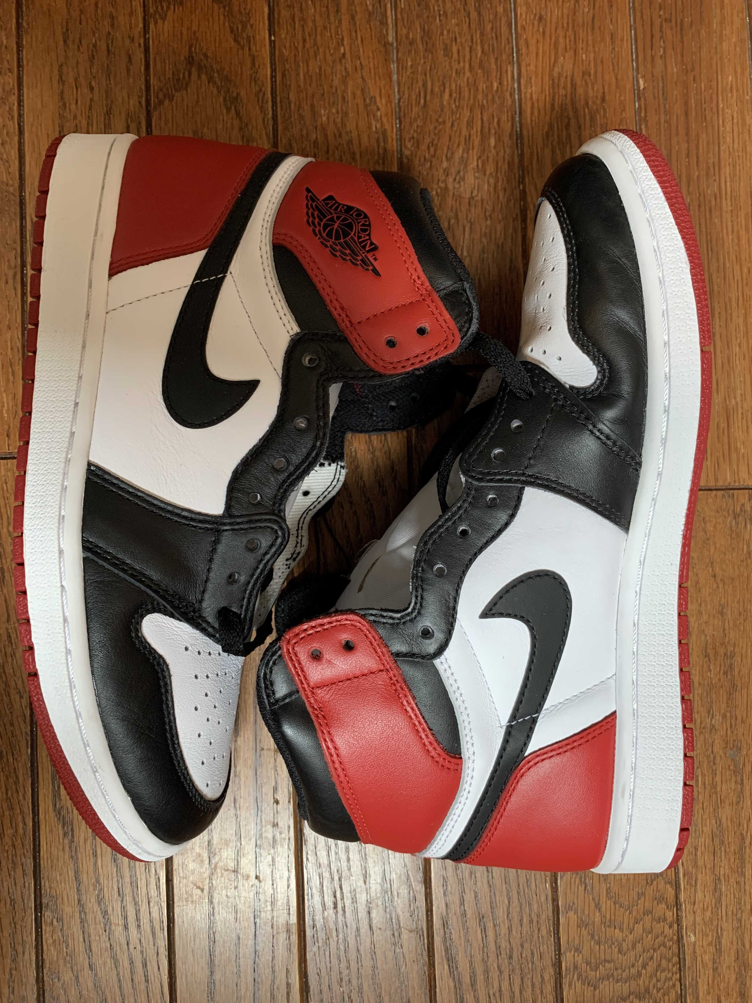 Nike Air Jordan 1 Retro High OG "Black Toe"(2016)