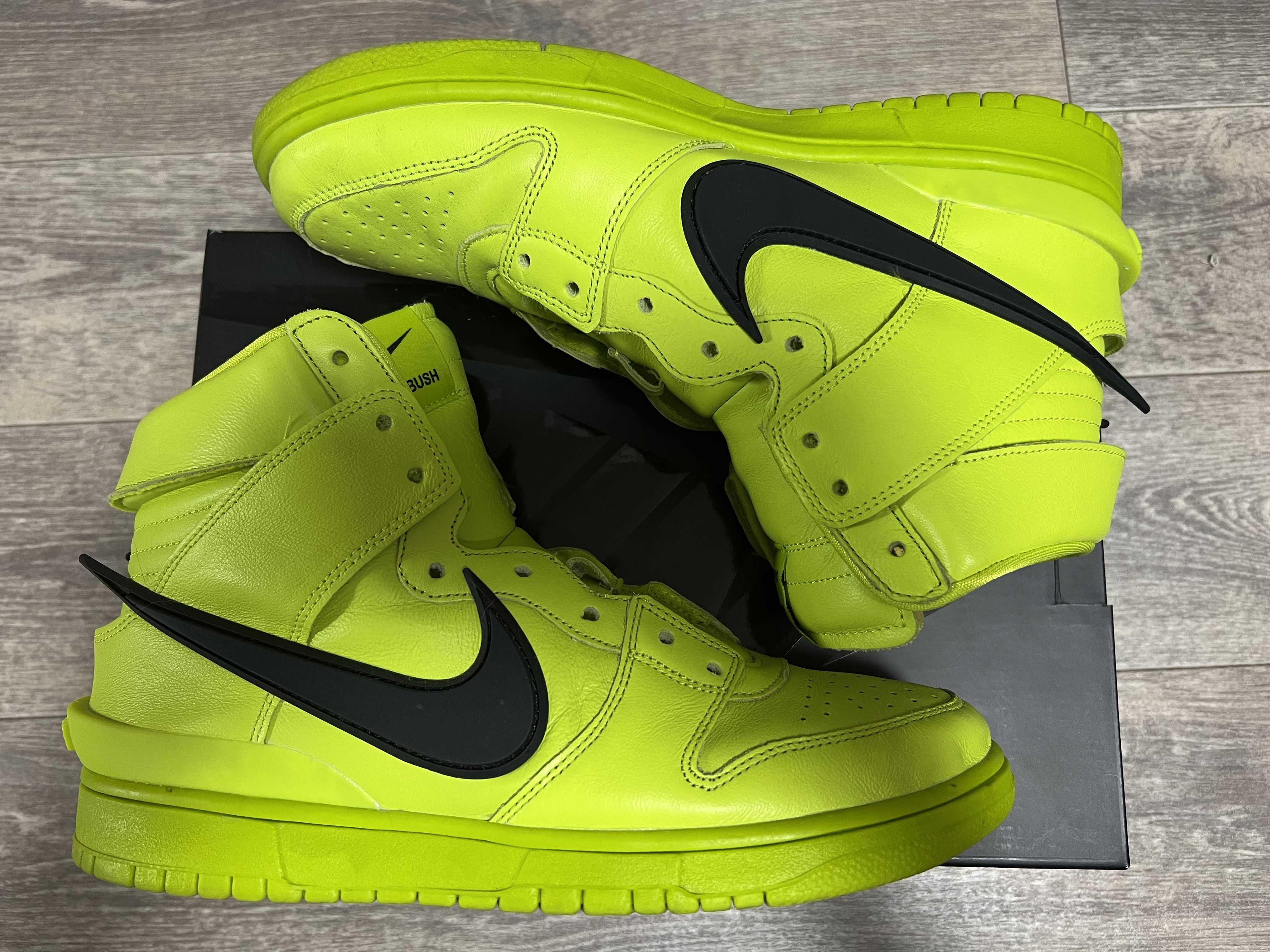 AMBUSH × NIKE DUNK HIGH "FLASH LIME"