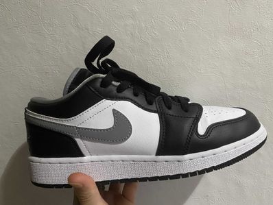Nike GS Air Jordan 1 Low "Medium Grey"