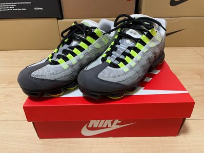 Nike Air Vapormax 95 "Neon"