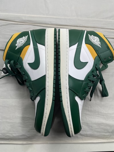 Nike Air Jordan 1 Mid "Seattle Supersonics"