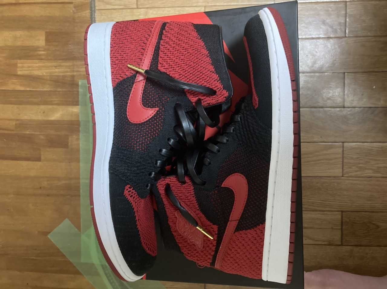 Nike Air Jordan 1 Retro High Flyknit "Bred"