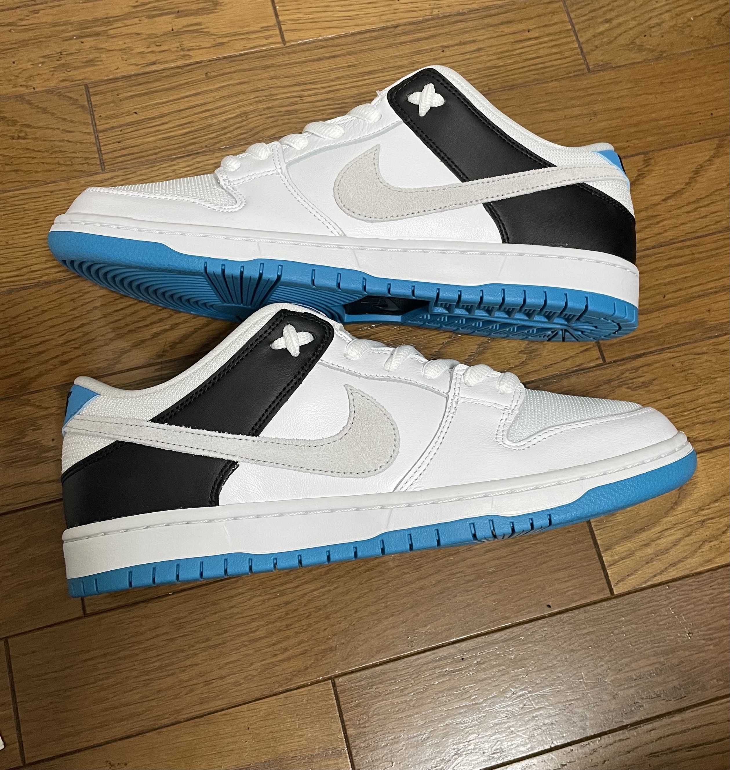 Nike SB Dunk Low "Laser Blue"