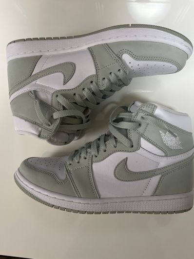 Nike Women's Air Jordan 1 High OG "Seafoam"