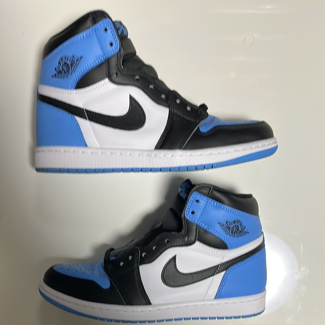 Nike Air Jordan 1 Retro High OG "University Blue/UNC Toe"
