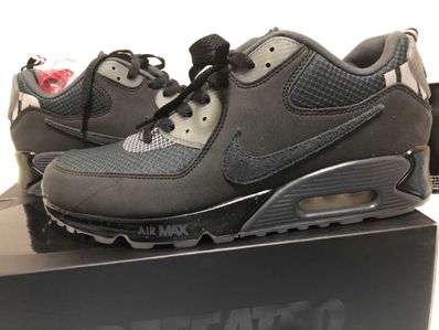 UNDEFEATED × Nike Air Max 90 "Black/Rush Pink"