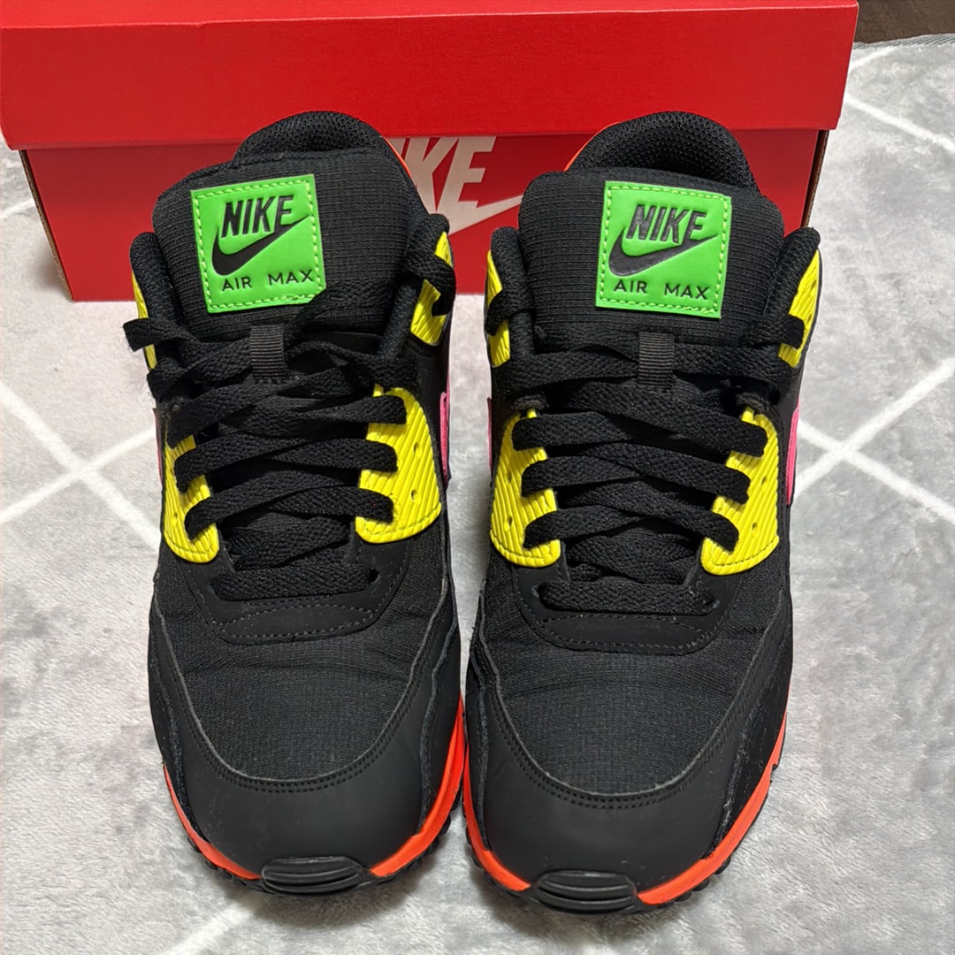 NIKE AIR MAX 90 "TOKYO NEON"