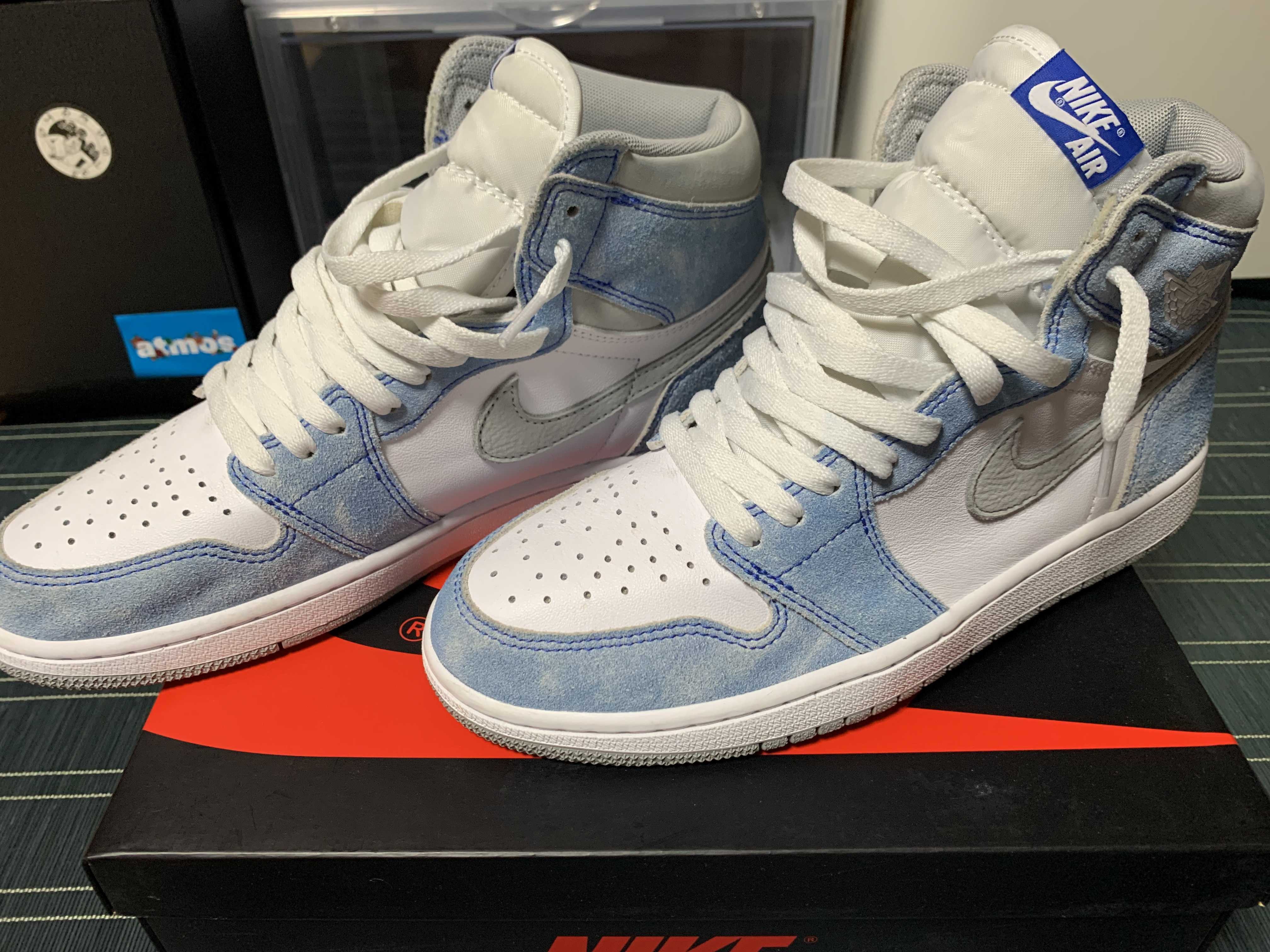 Nike Air Jordan 1 High OG "Hyper Royal"