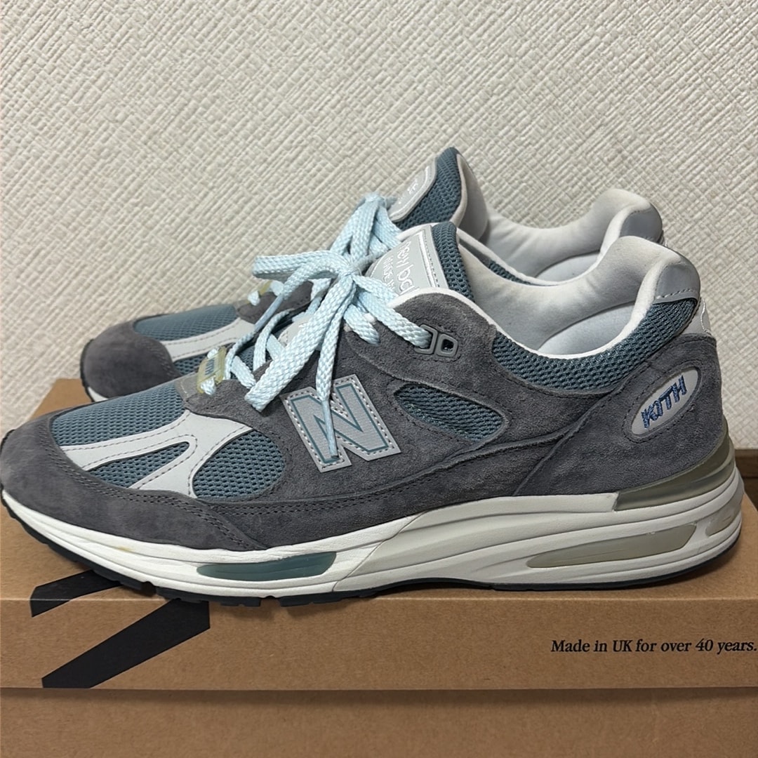 KITH × New Balance 991V2 "Asphalt/Lead/Oyster Mushroom"