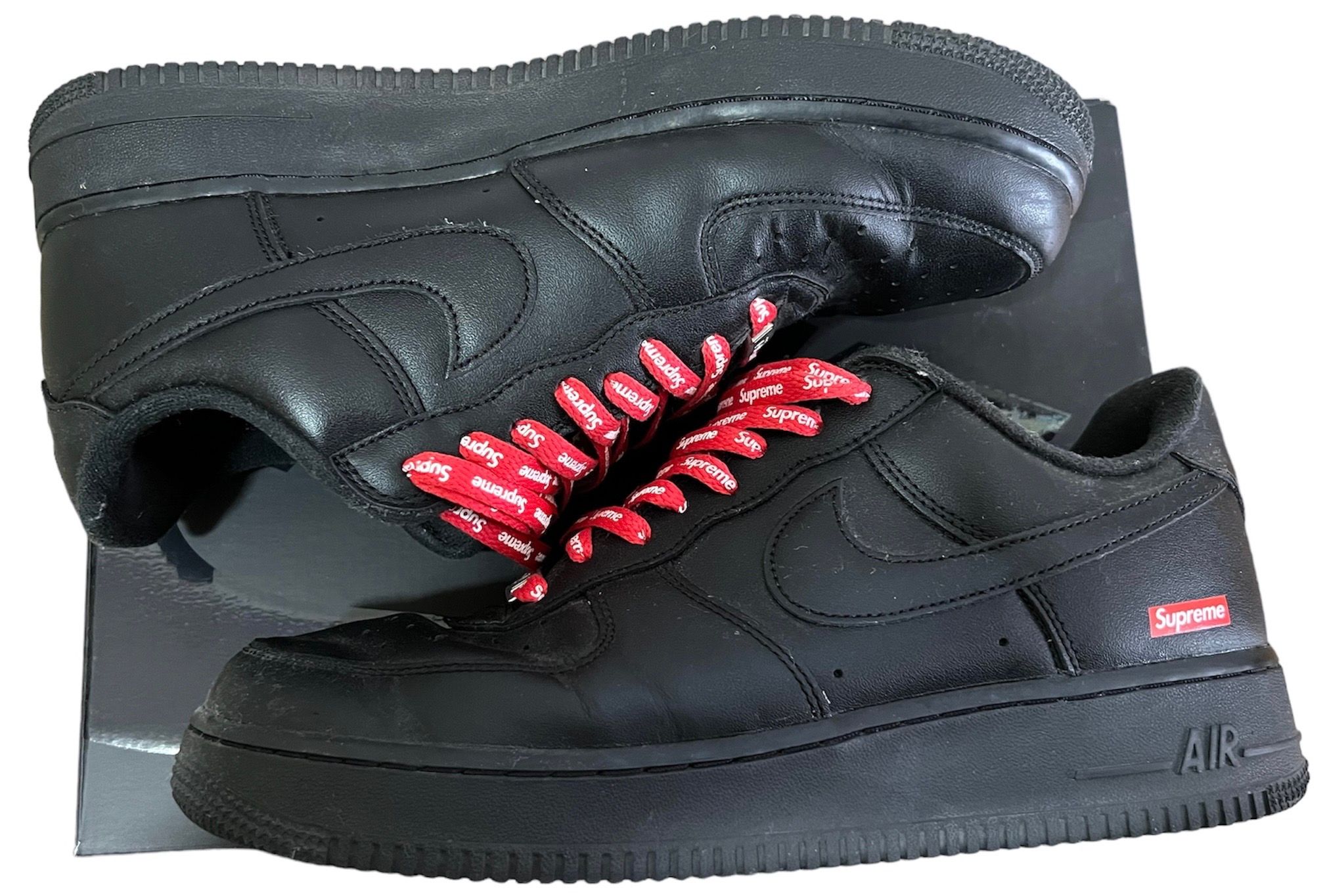 Supreme × Nike Air Force 1 Low "Black"