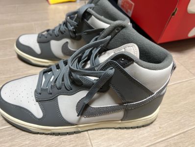 Nike Dunk High Retro SE Vintage "Light Bone and Tumbled Grey"