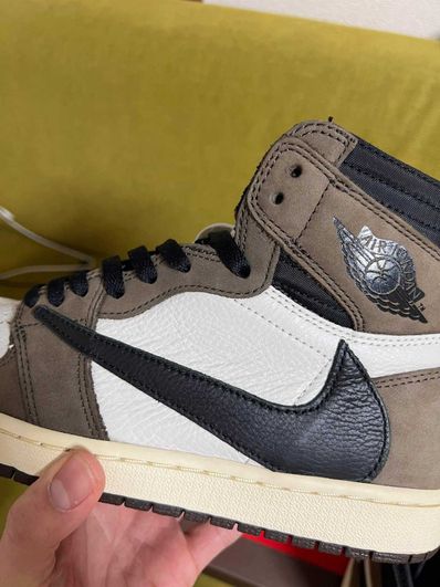 Travis Scott × Nike Air Jordan 1 Retro High OG TS SP "Sail/Dark Mocha"