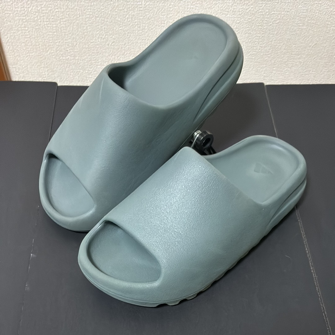 アディダス イージースライド "スレートマリン"