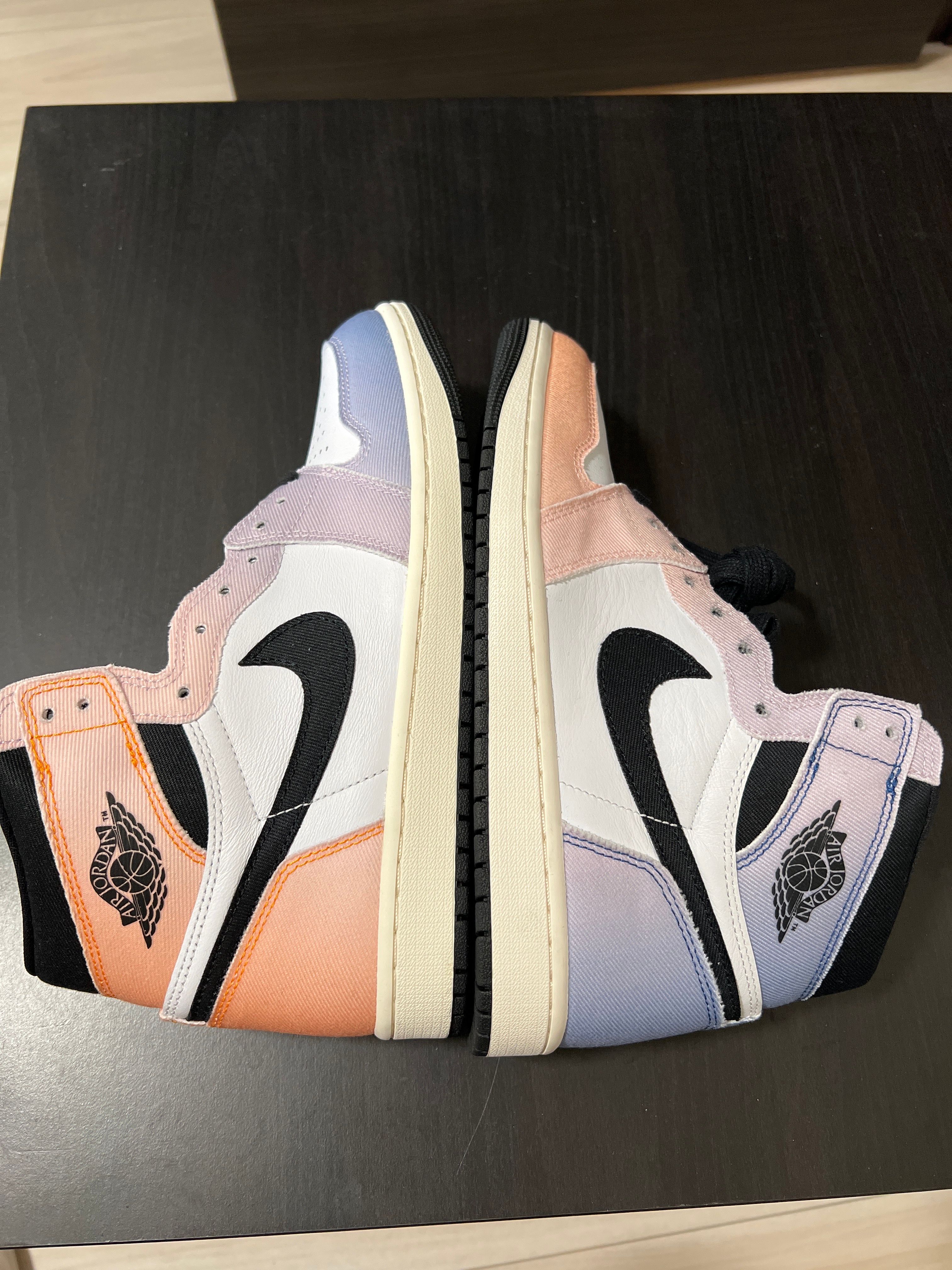 Nike Air Jordan 1 High OG "Multi Color"