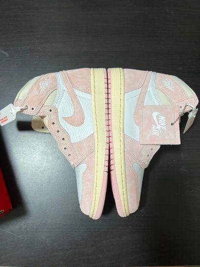 Nike Women's Air Jordan 1 Retro High OG "Washed Pink"