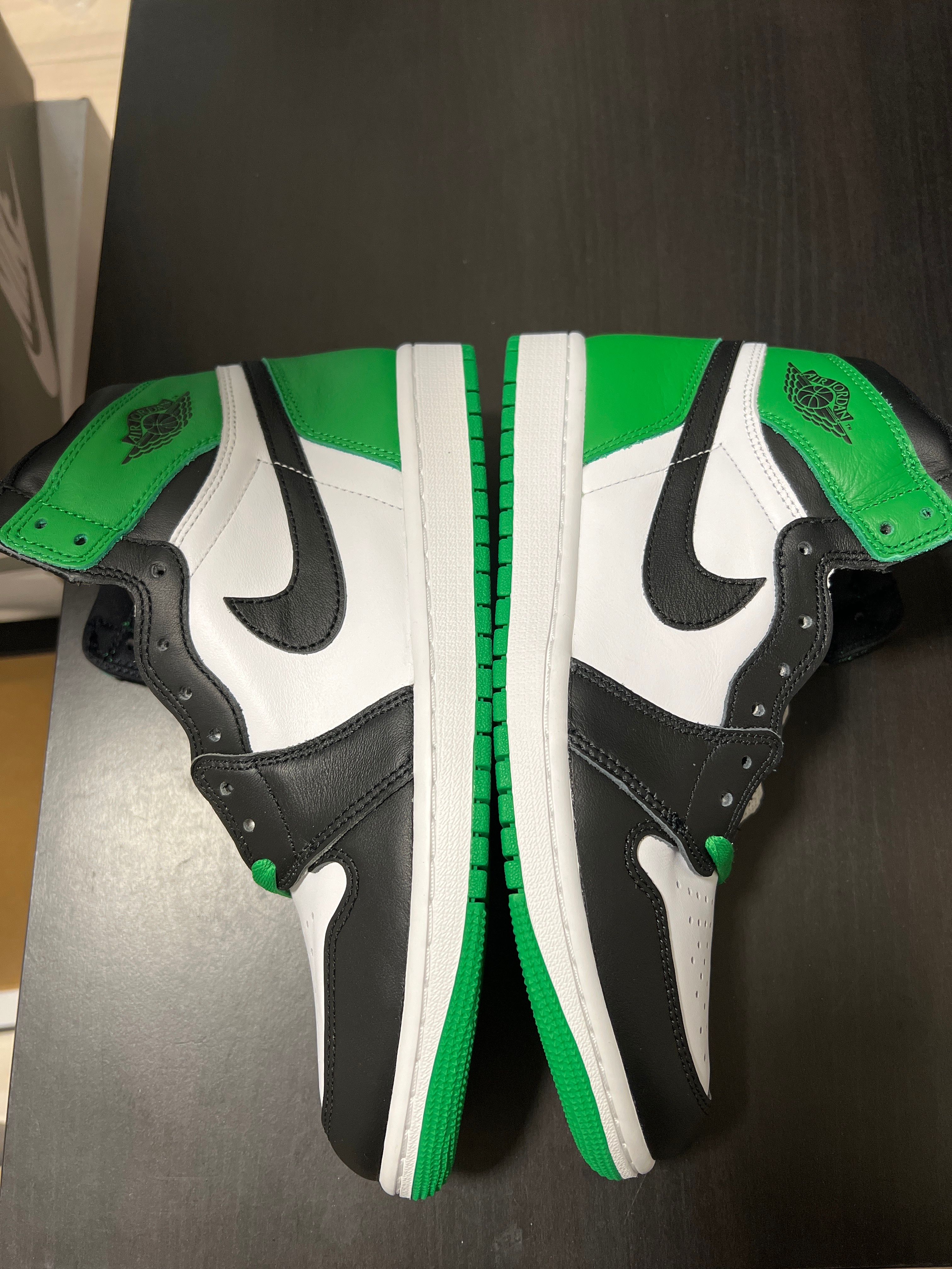 Nike Air Jordan 1 Retro High OG "Celtics/Black and Lucky Green" (2023)
