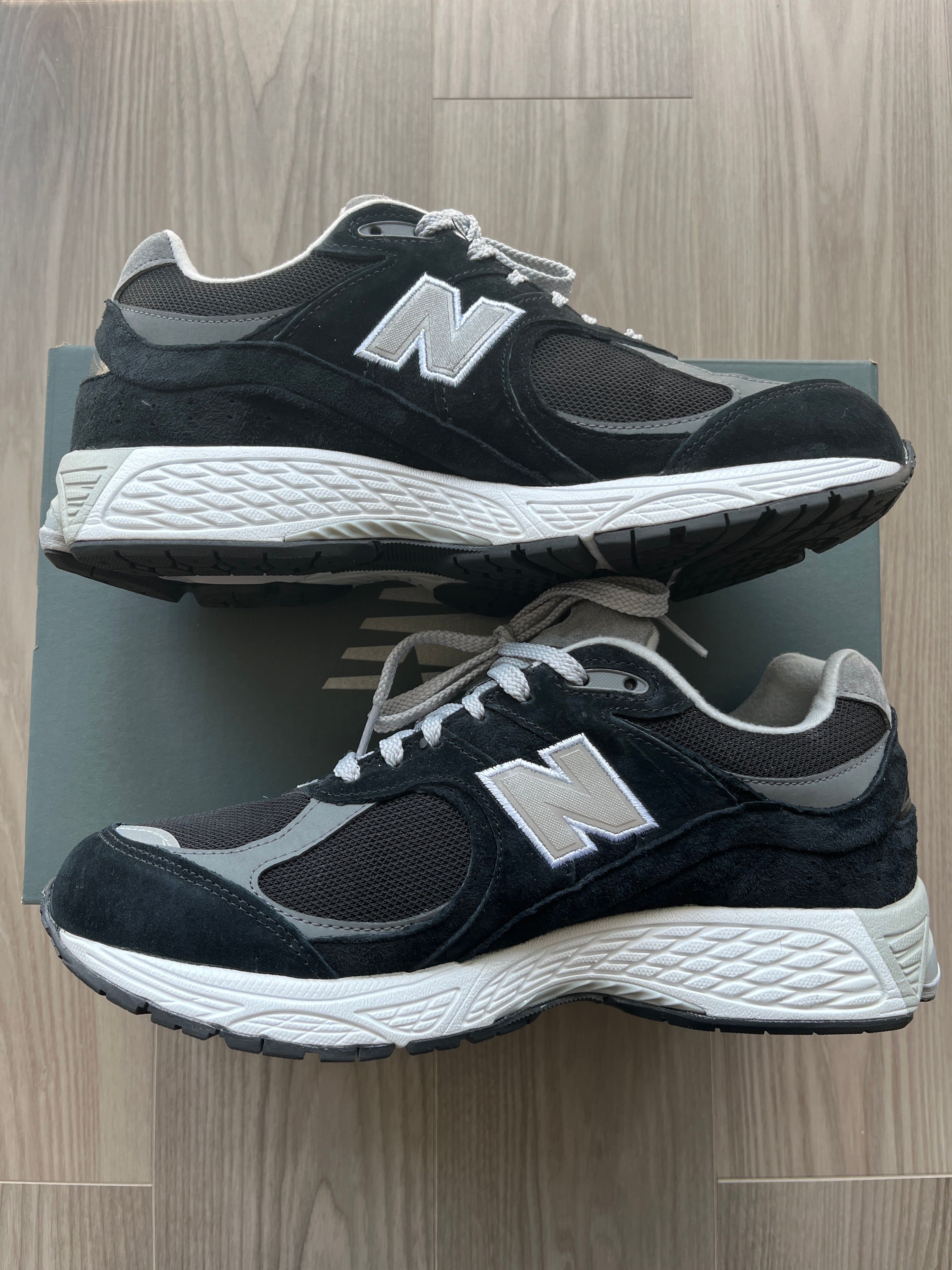 New Balance 2002R GORE-TEX "Black/Gray"