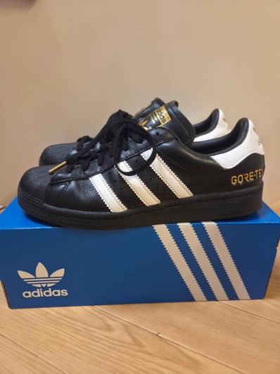 atmos Exclusive adidas Superstar 82 GORE-TEX "Core Black/Footwear White/Gold Metallic"