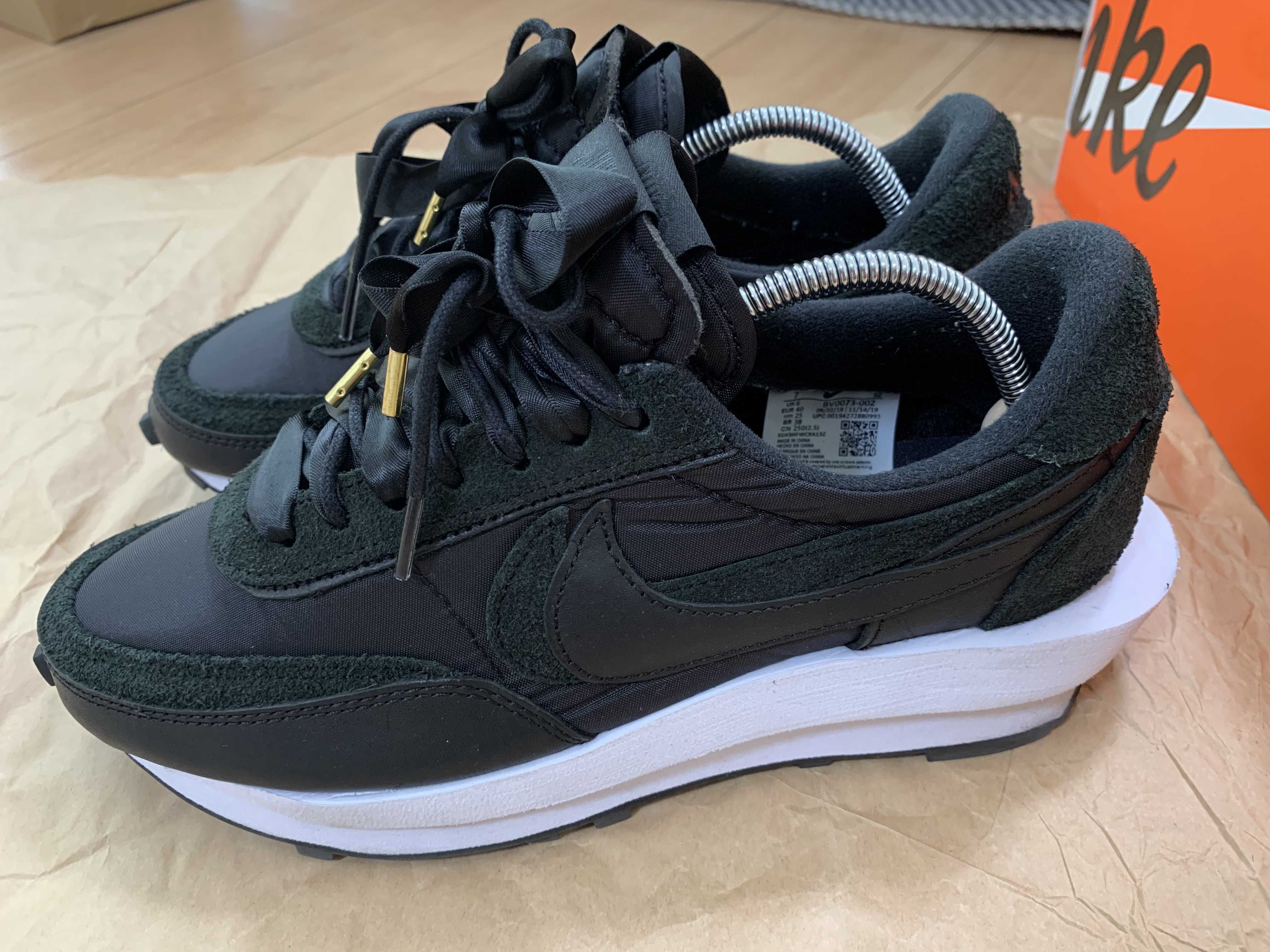 sacai × Nike LDV Waffle "Triple Black"