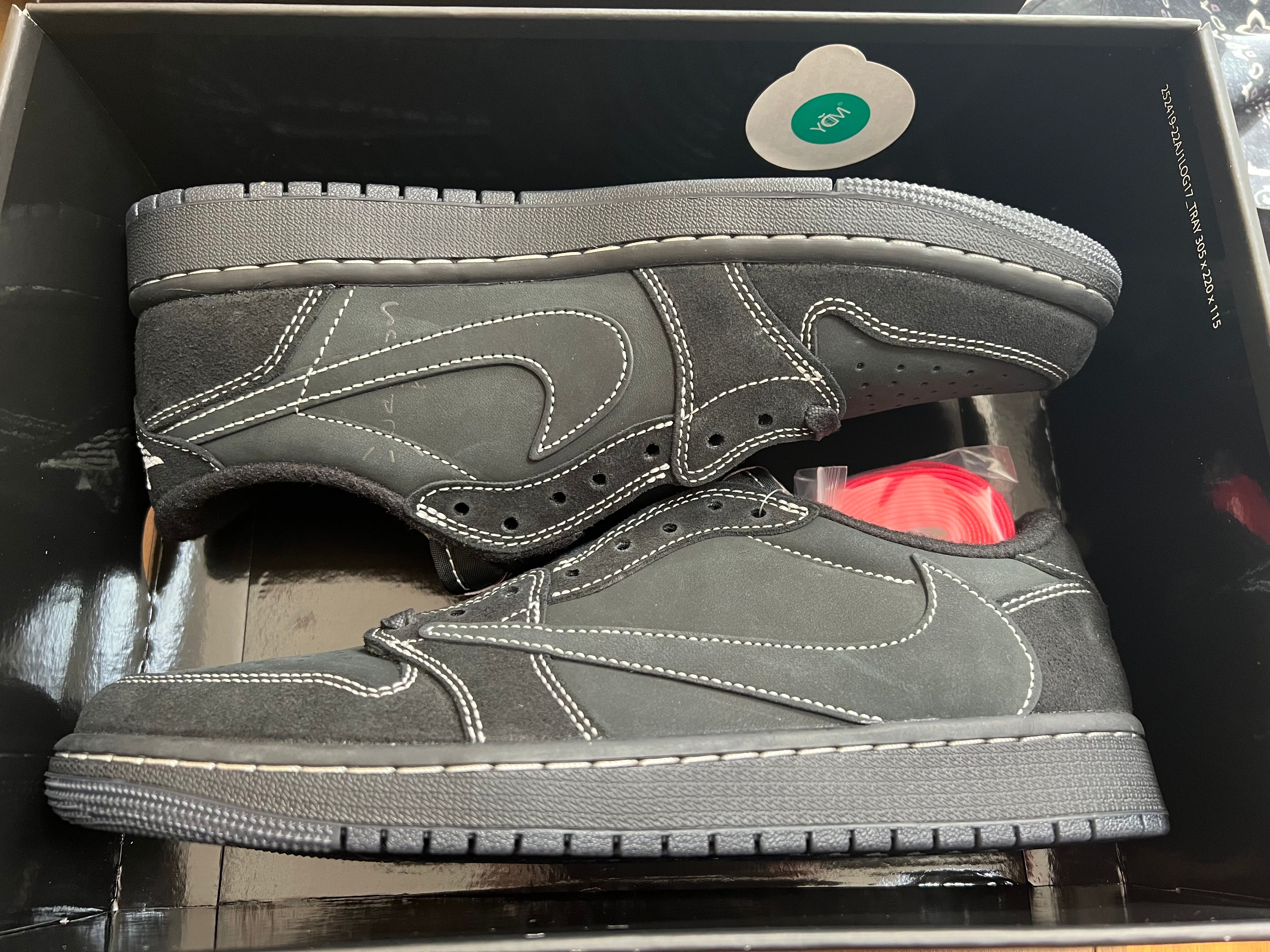 Travis Scott × Nike Air Jordan 1 Low OG SP "Black Phantom"