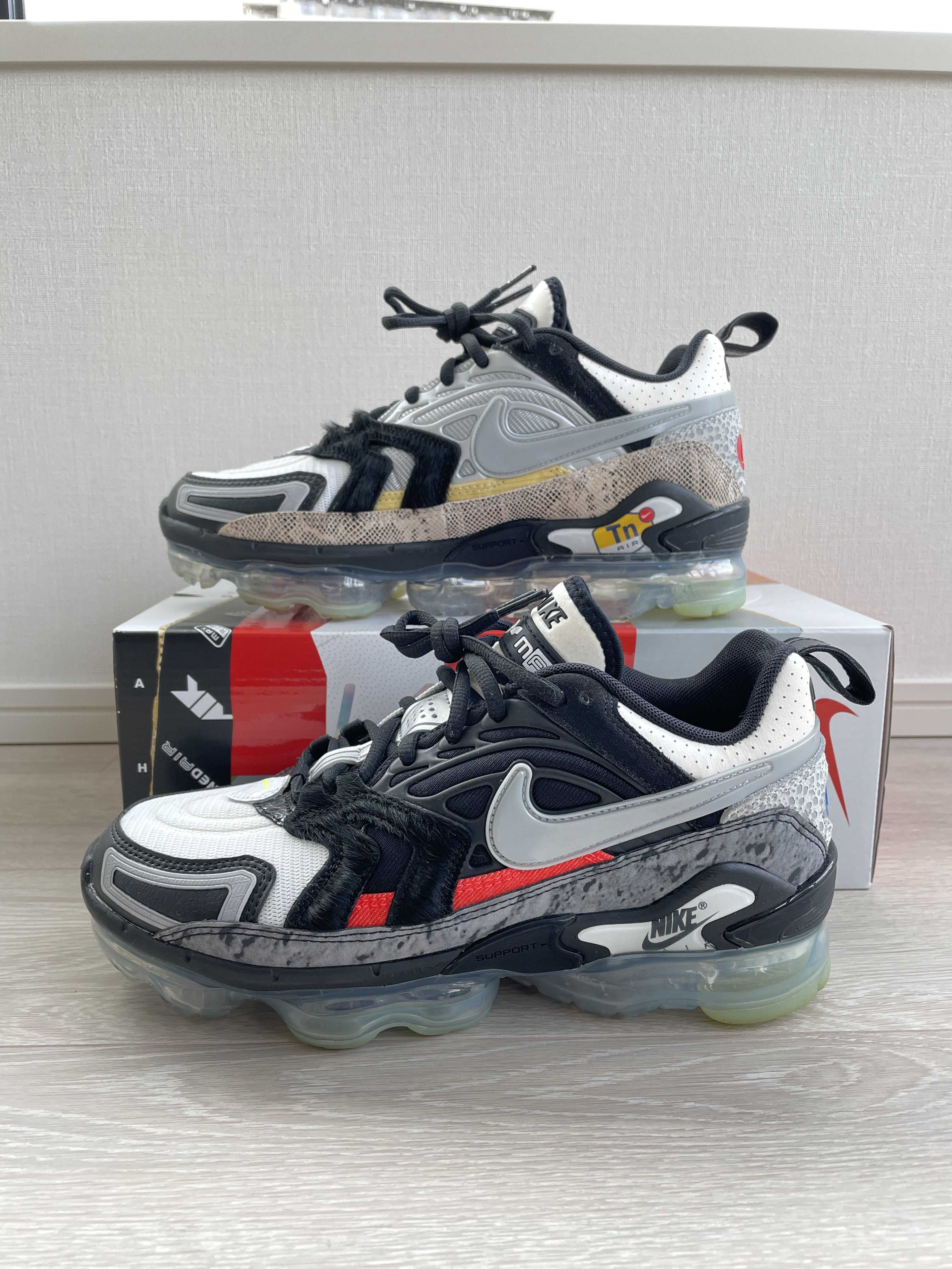 Nike Air Vapormax EVO "What The"