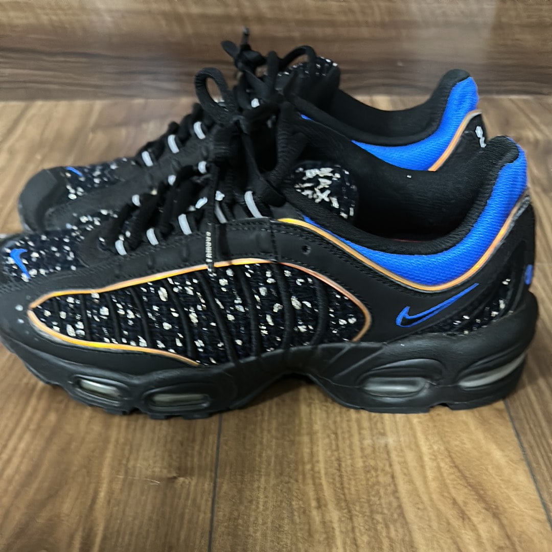 Supreme × Nike Air Max Tailwind 4 "Black"