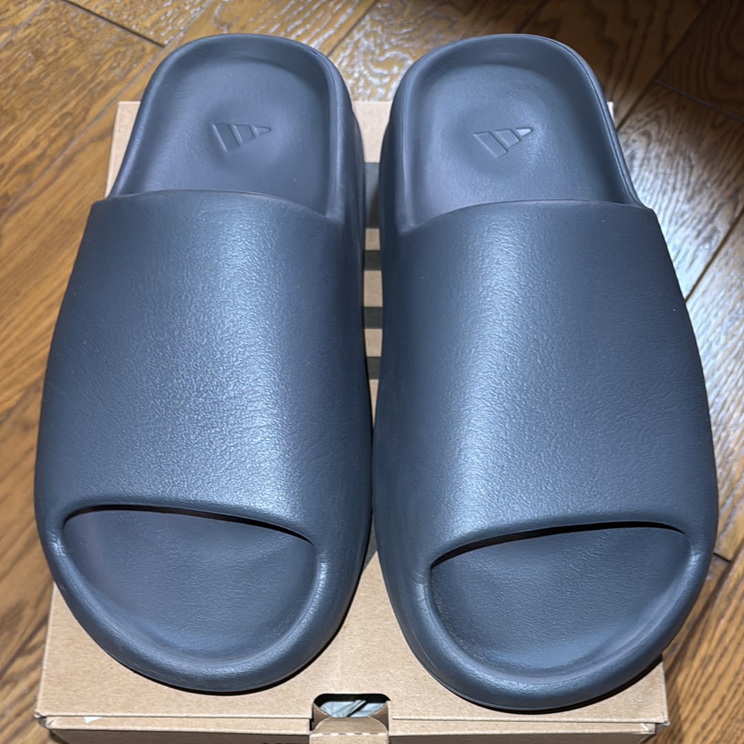 adidas YEEZY Slide "Slate Grey"