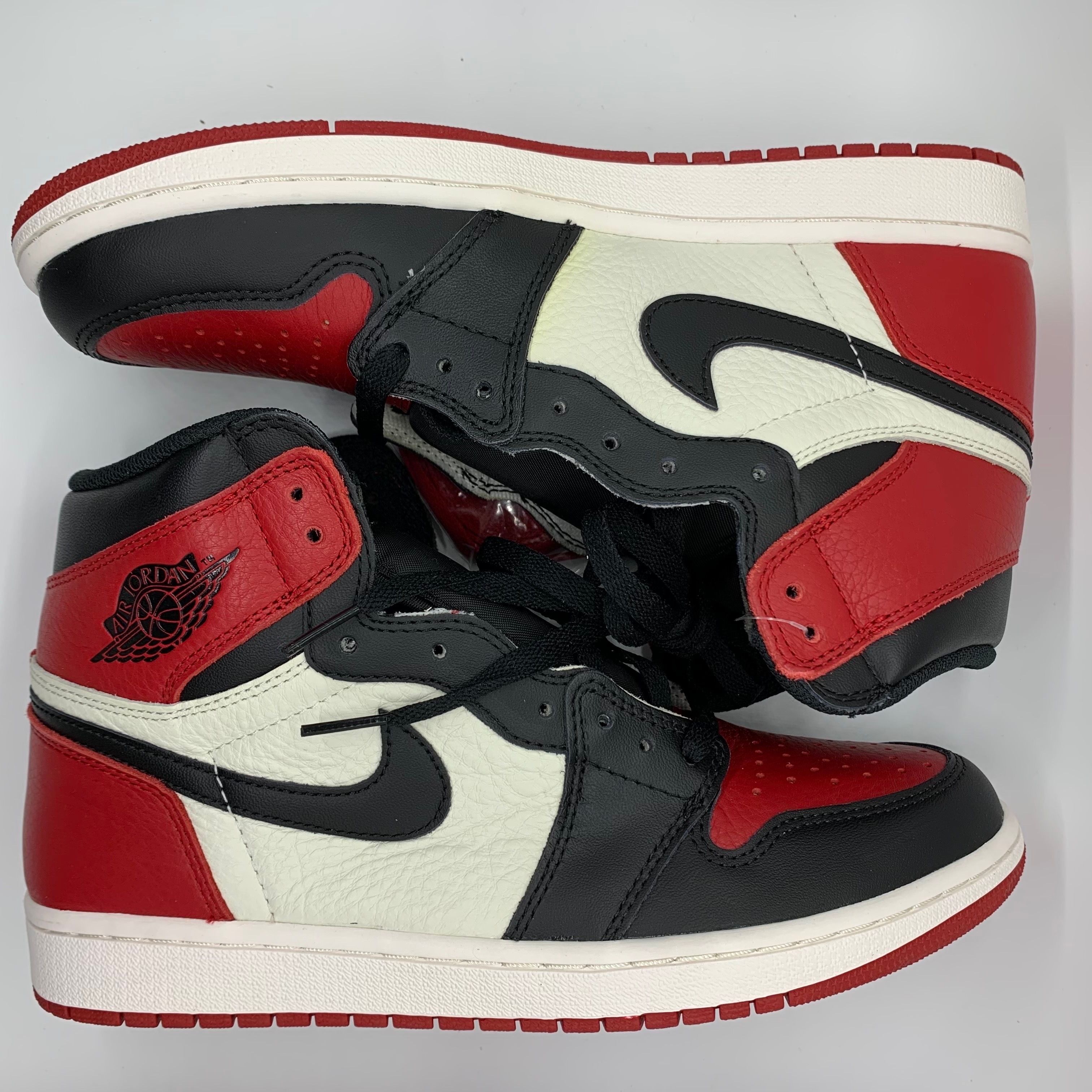 Nike Air Jordan 1 Retro High OG "Bred Toe"