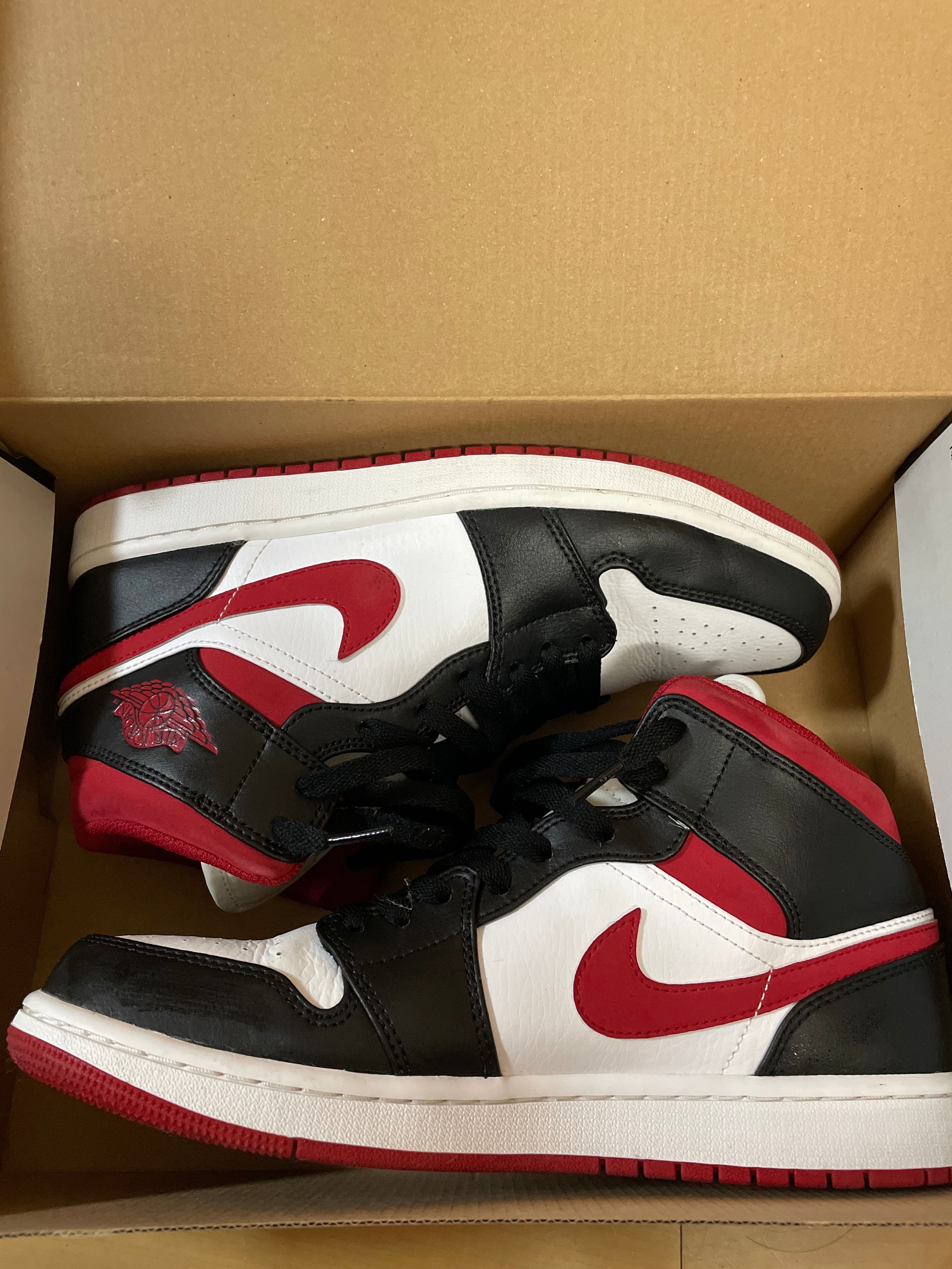 Nike Air Jordan 1 Mid "White/Gym Red Black"