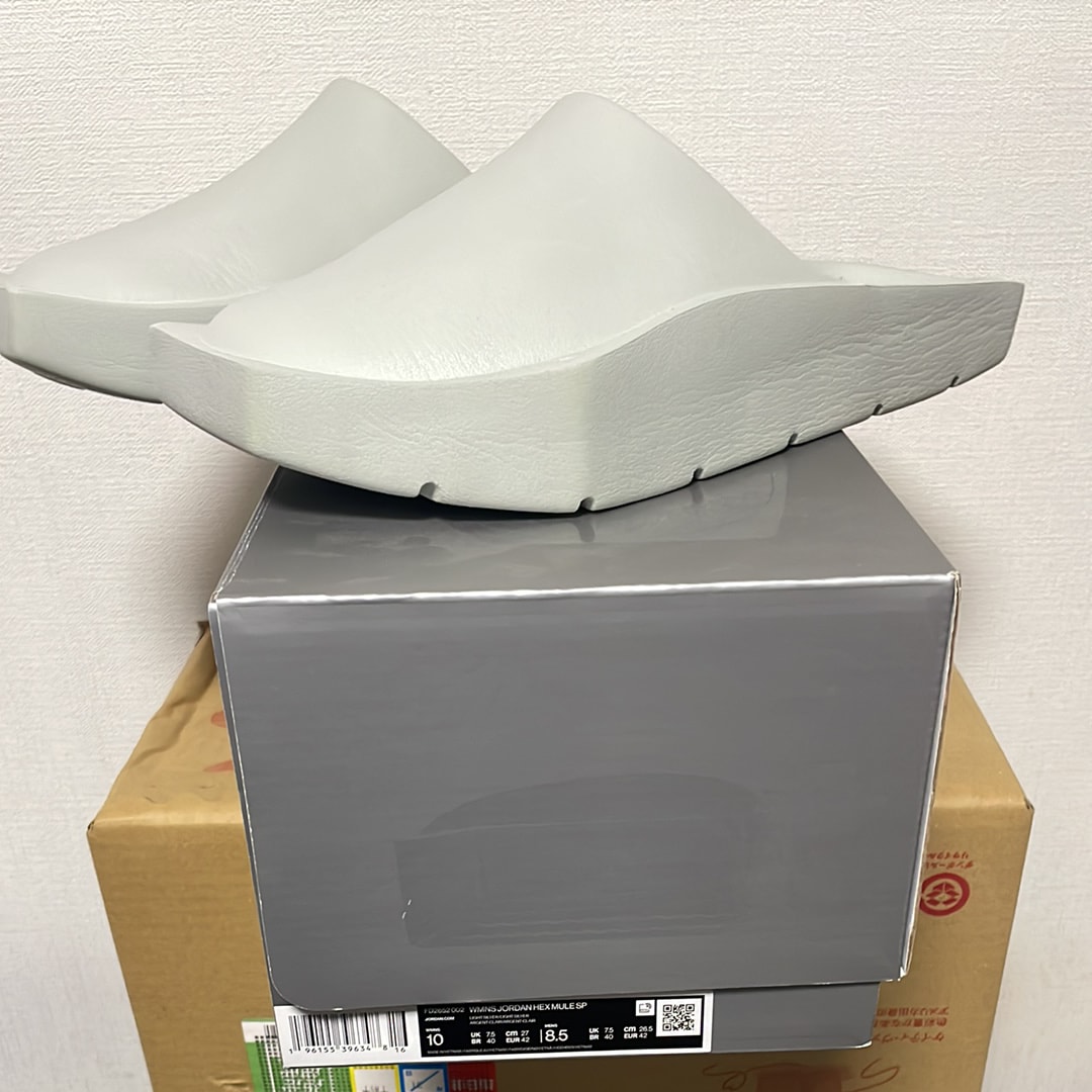 ナイキ ウィメンズ エアジョーダン ヘクス ミュール SP "ライトシルバー"