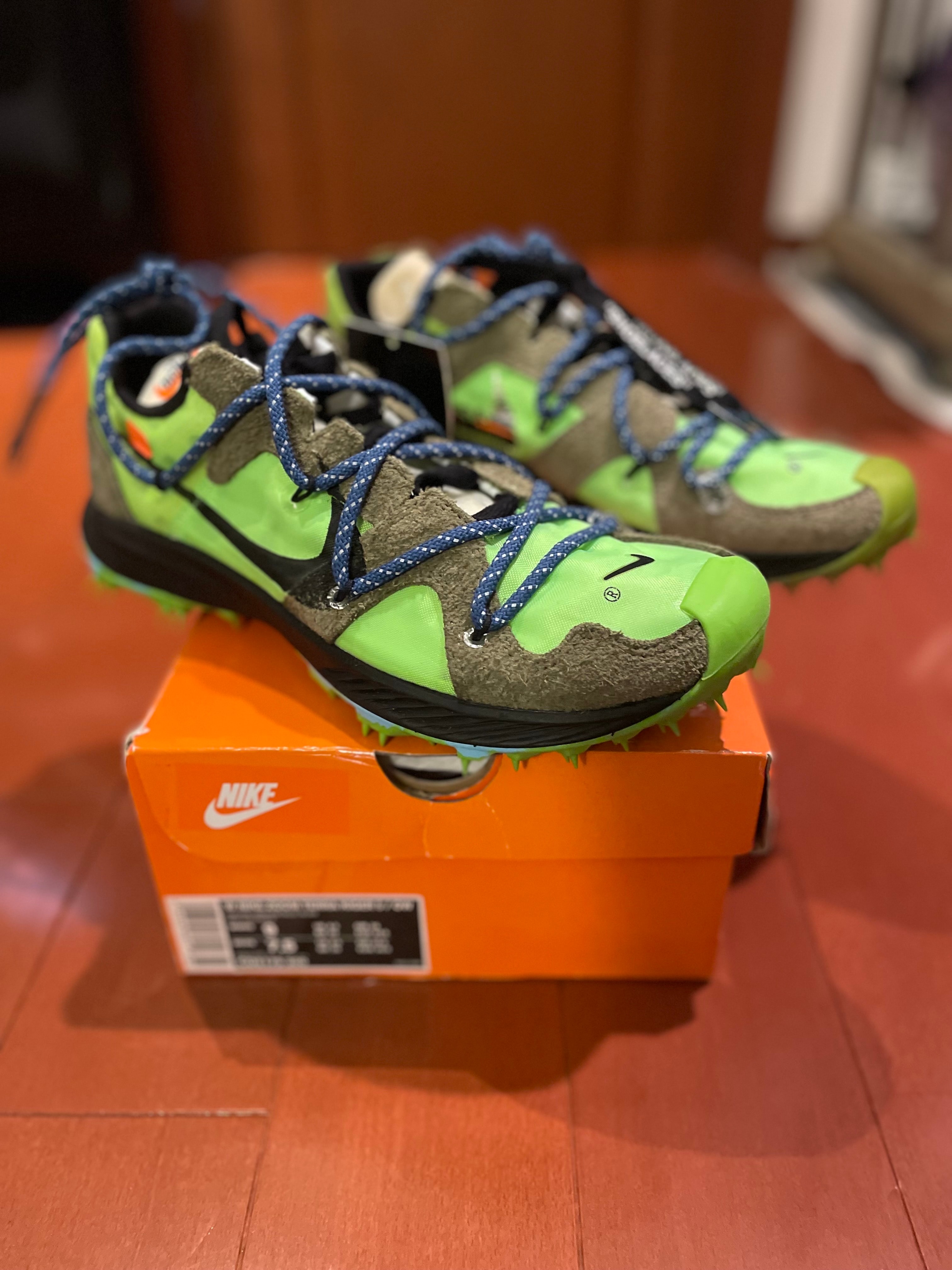 オフ ホワイト × ナイキ ウィメンズ テラ カイガー5  "グリーン"