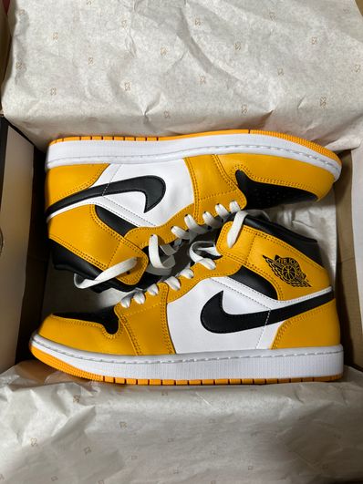 Nike Air Jordan 1 Mid "Taxi"