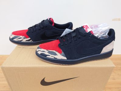 Sole Fly × Nike Air Jordan 1 Low "Black and Sport Red"