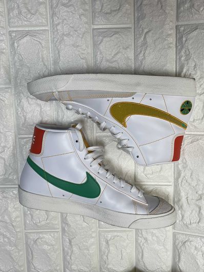 NIKE BLAZER MID 77 VINTAGE "RAYGUNS"