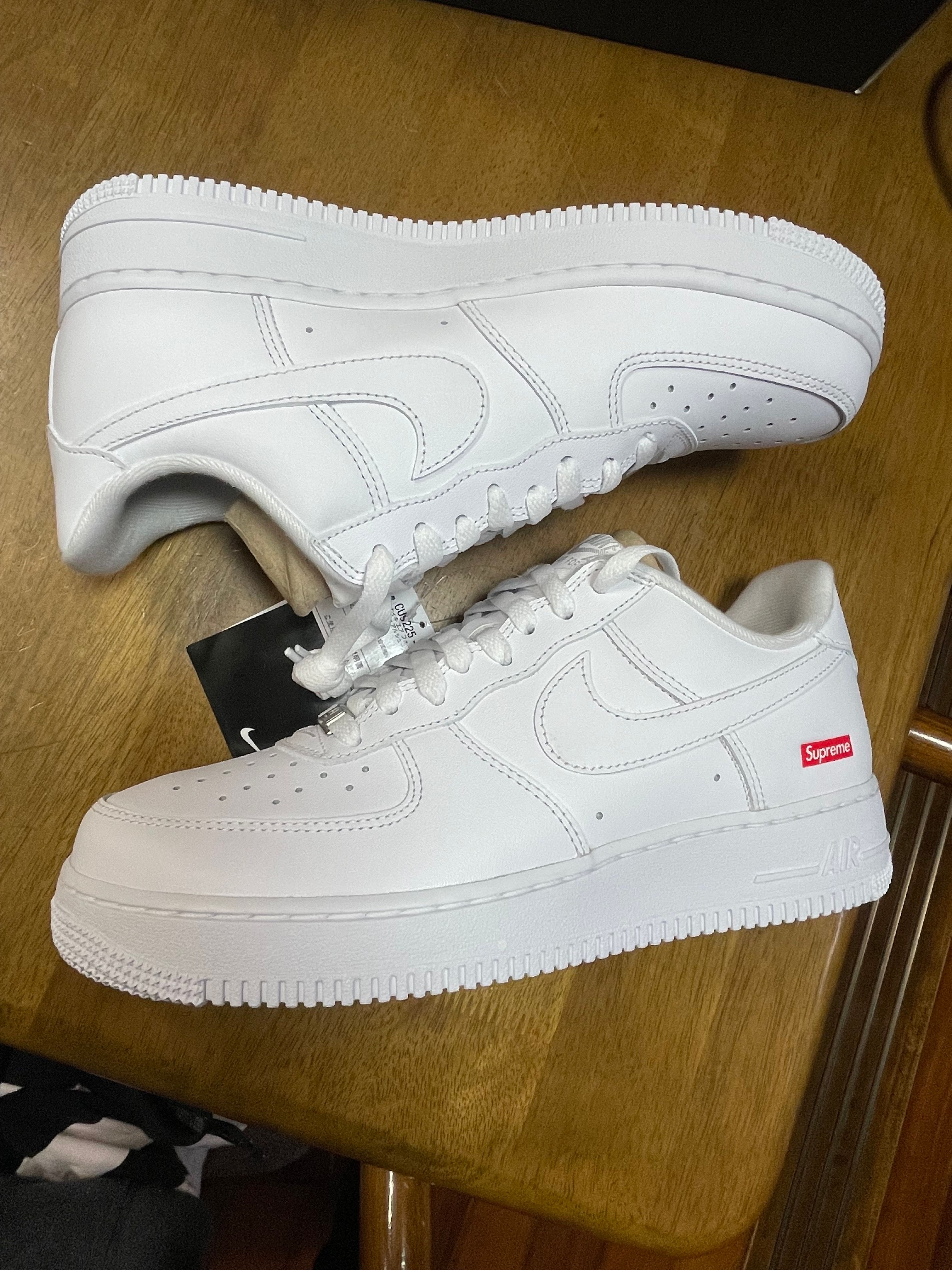 Supreme × Nike Air Force 1 Low "White"