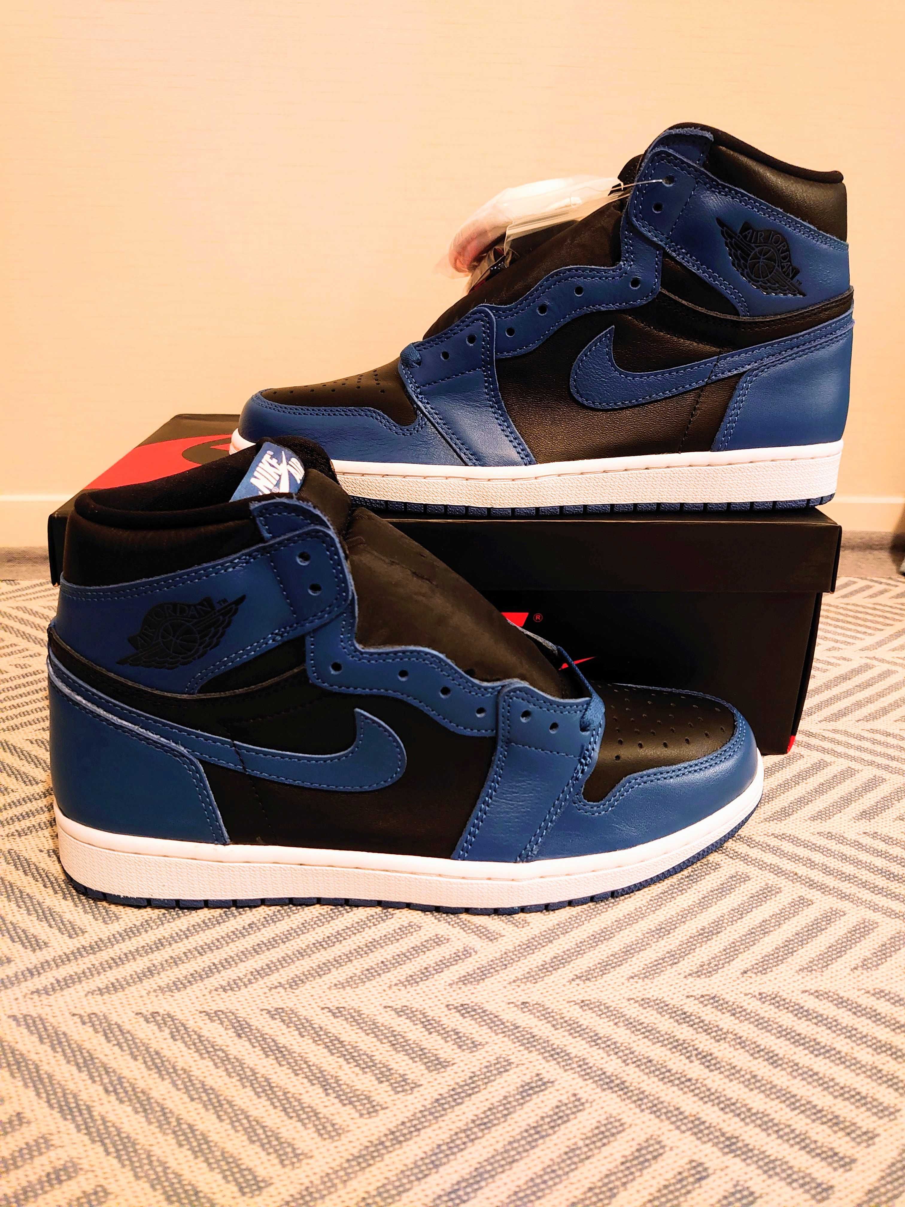 Nike Air Jordan 1 Retro High OG "Dark Marina Blue"