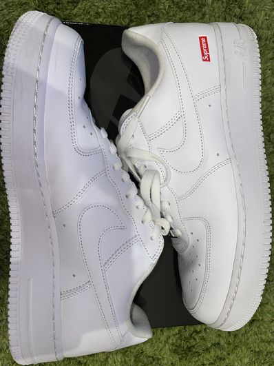 Supreme × Nike Air Force 1 Low "White"