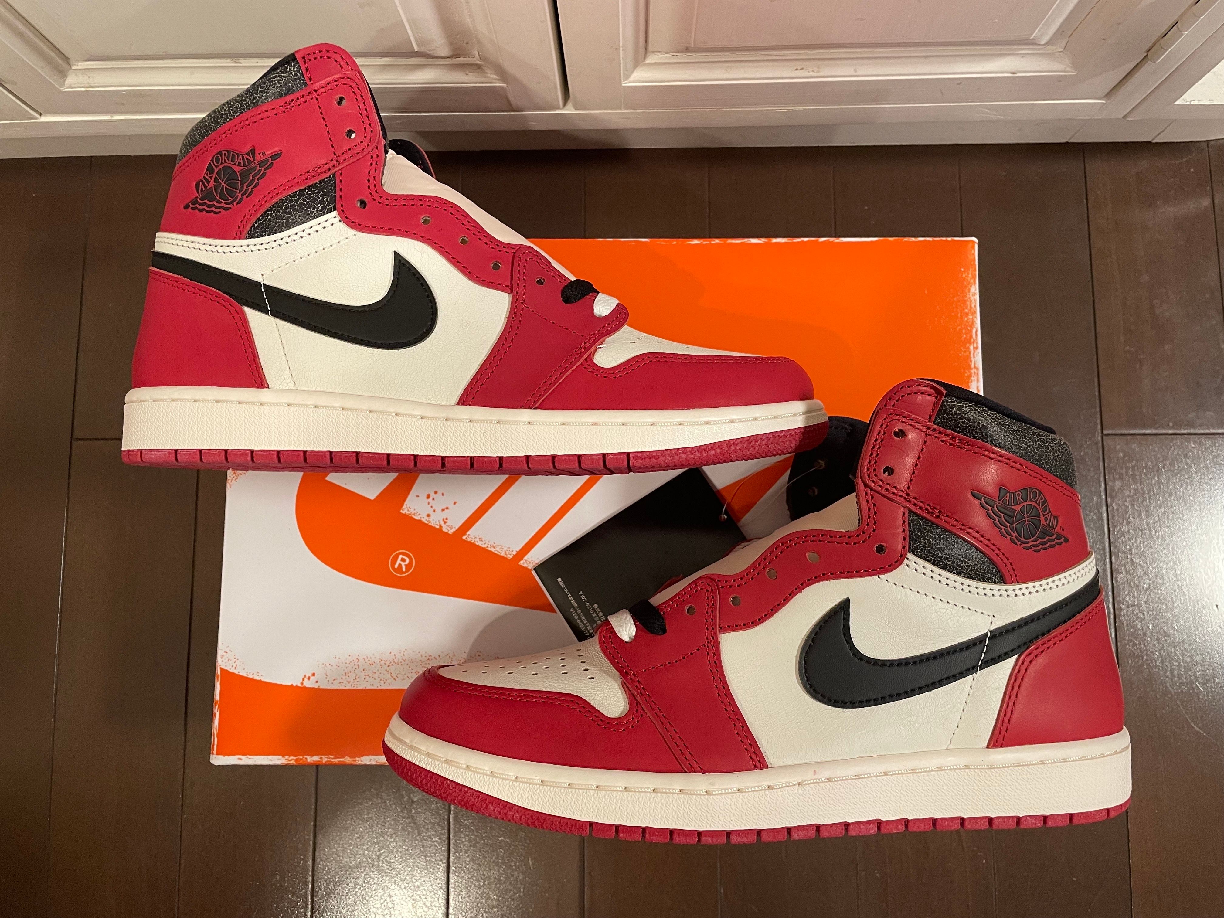 Nike Air Jordan 1 High OG "Lost & Found/Chicago"