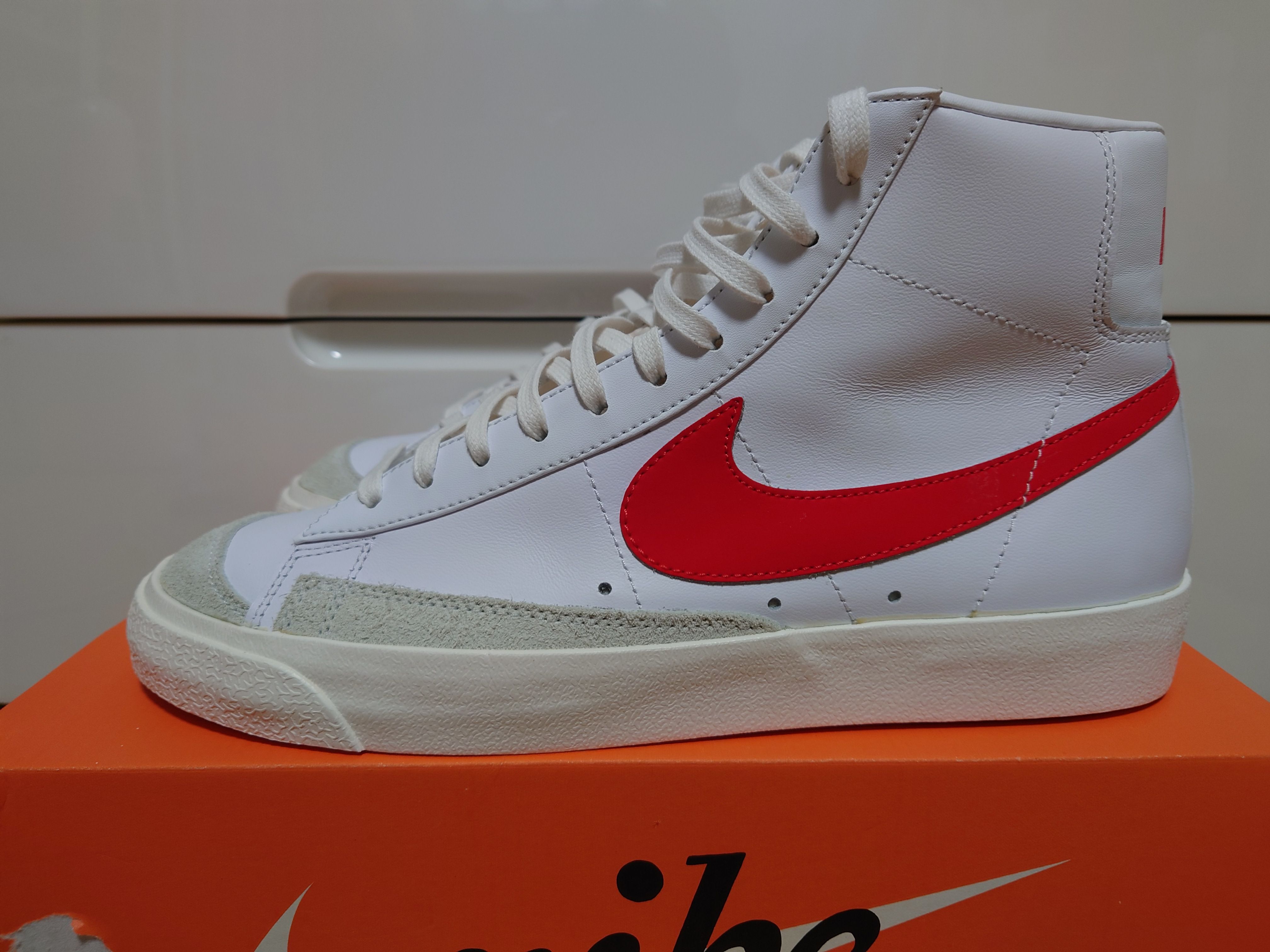 NIKE BLAZER MID VINTAGE 77 "HABANERO RED"