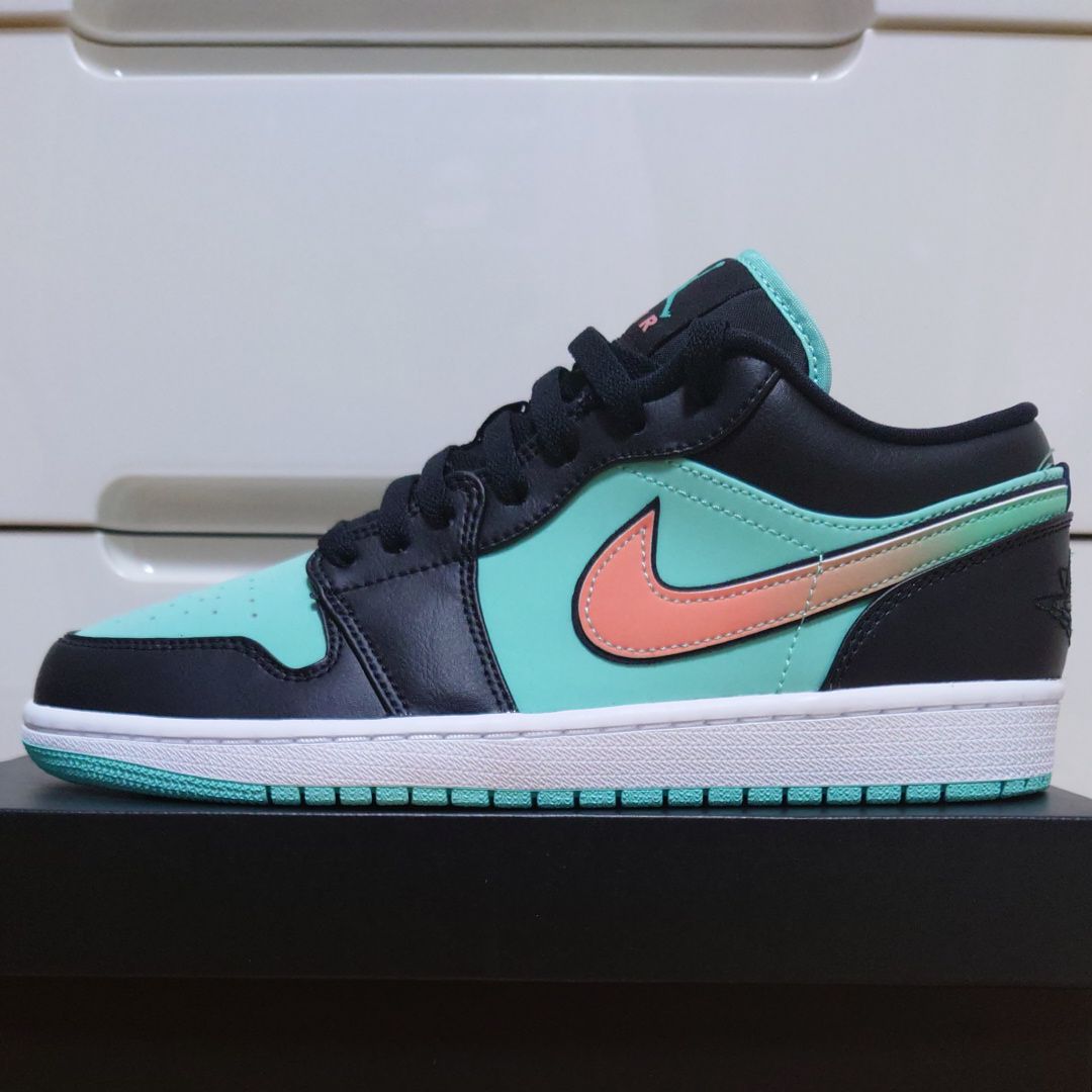 Nike Air Jordan 1 Low "Tropical Twist"  